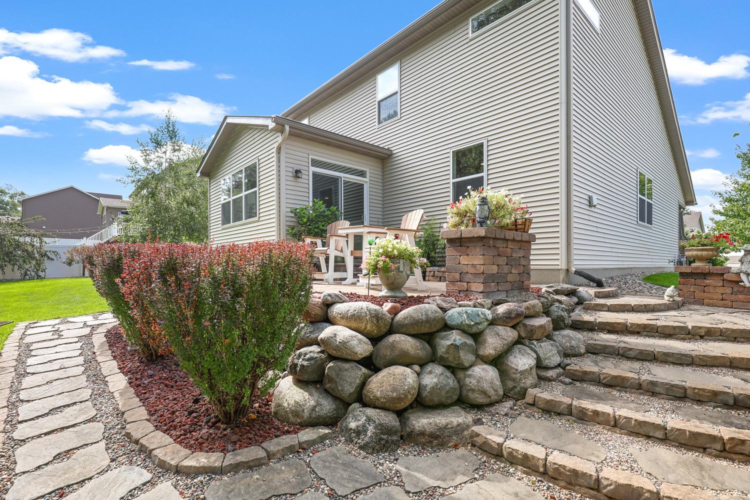 View of Residential at 2147 Spring Lake Court, Shakopee MN 55379, Shakopee (56 of 65) - Mike Wilen | Minnesota Team Real Estate