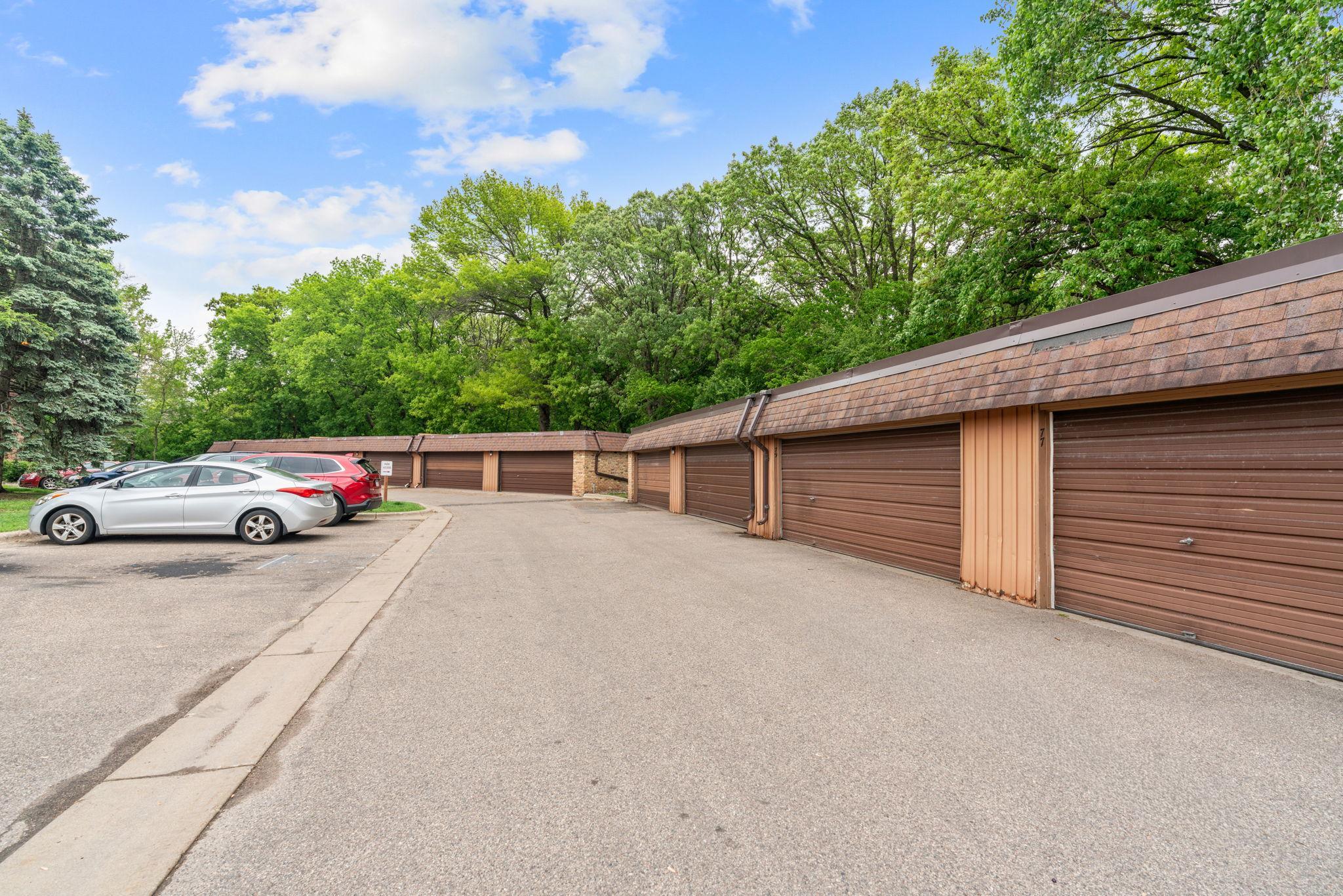View of Residential at 2009 122nd Street #C8, Burnsville MN 55337, Burnsville (22 of 24) - Mike Wilen | Minnesota Team Real Estate