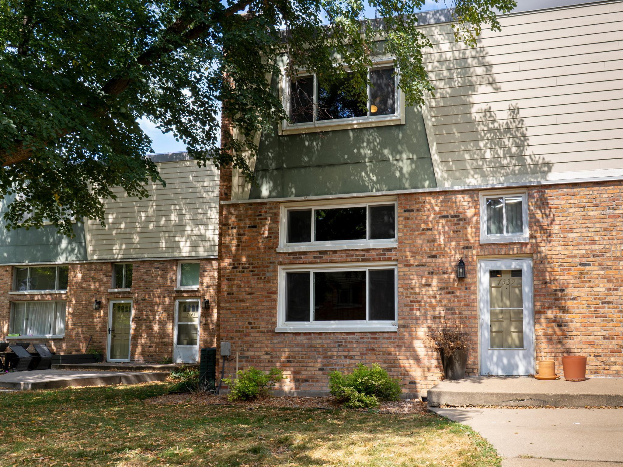 View of Residential at 7339 Franklin Avenue, Saint Louis Park MN 55426, Saint Louis Park (2 of 33) - Mike Wilen | Minnesota Team Real Estate