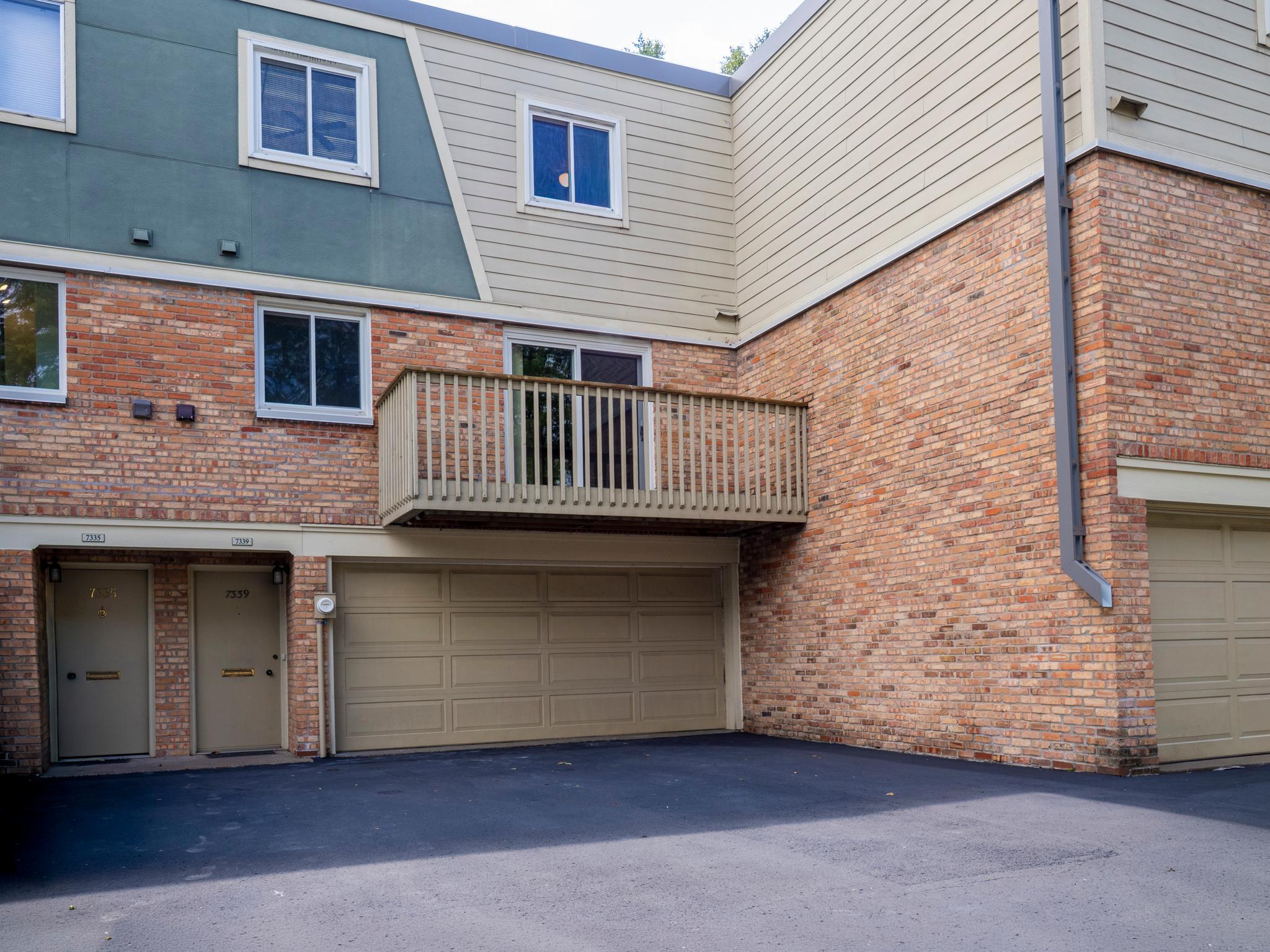 View of Residential at 7339 Franklin Avenue, Saint Louis Park MN 55426, Saint Louis Park (24 of 33) - Mike Wilen | Minnesota Team Real Estate