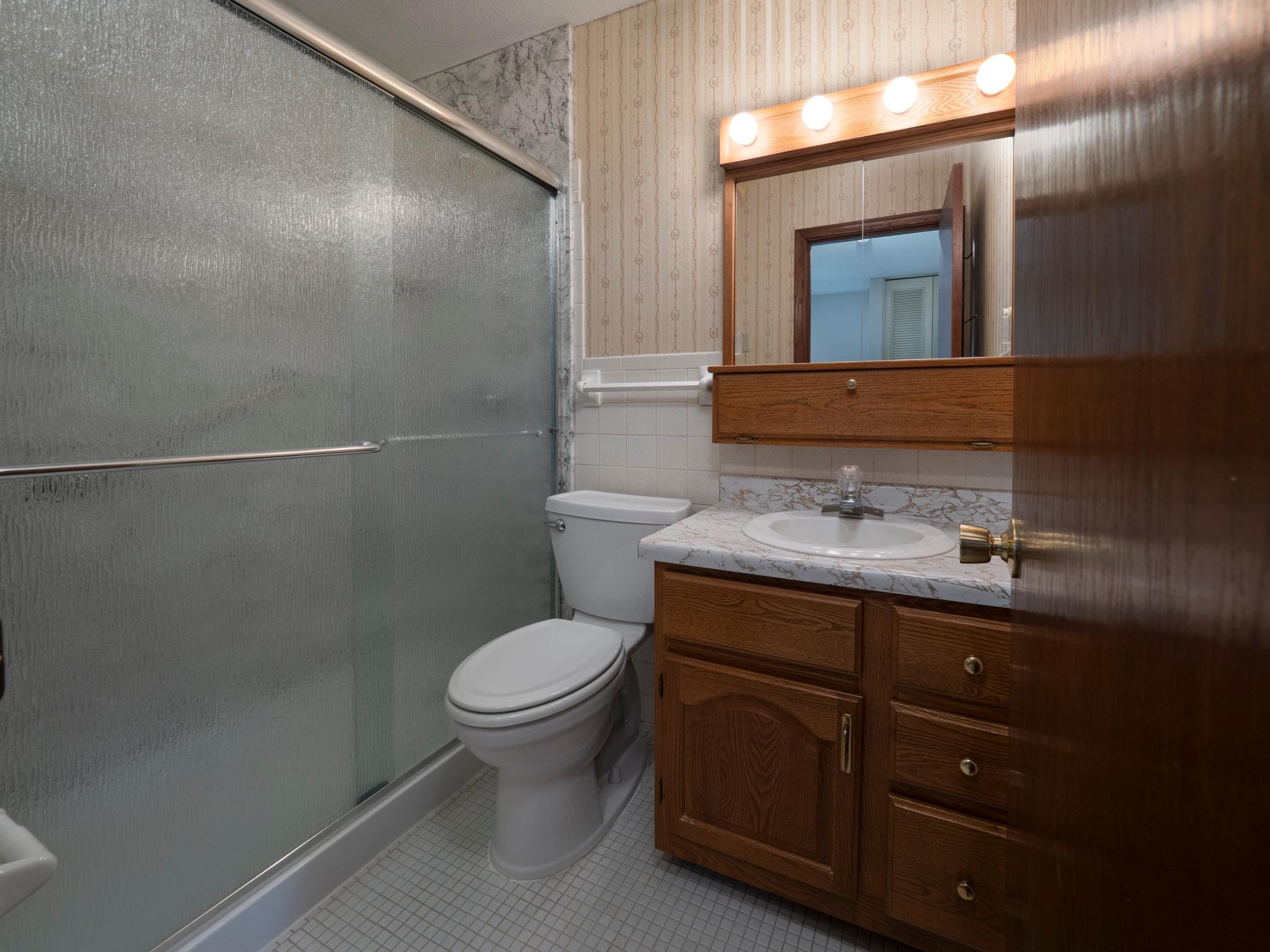 View of Residential at 7339 Franklin Avenue, Saint Louis Park MN 55426, Saint Louis Park (12 of 33) - Mike Wilen | Minnesota Team Real Estate