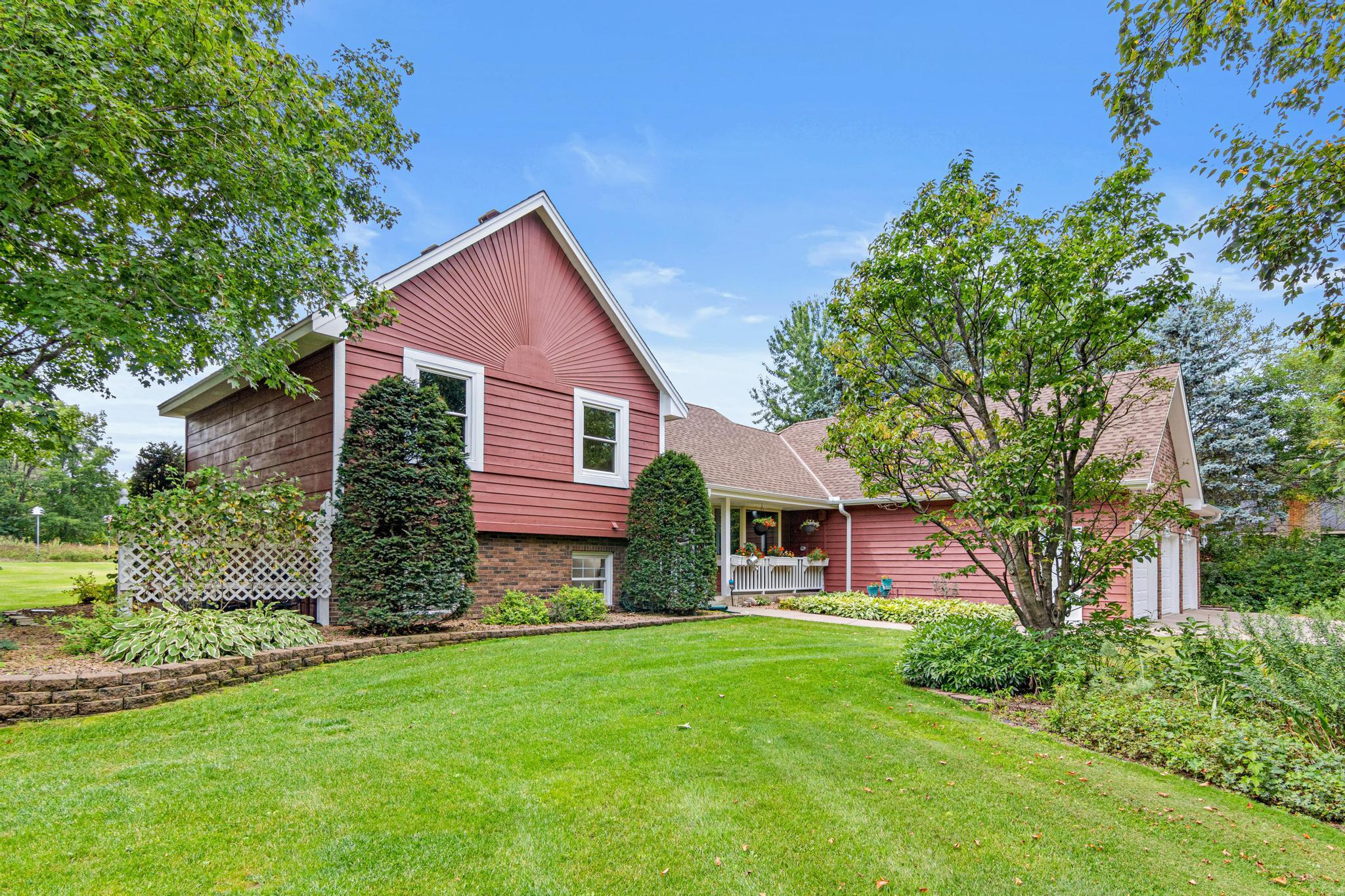 View of Single Family at 10121 Kahler Avenue, Otsego - Mike Wilen | Minnesota Team Real Estate