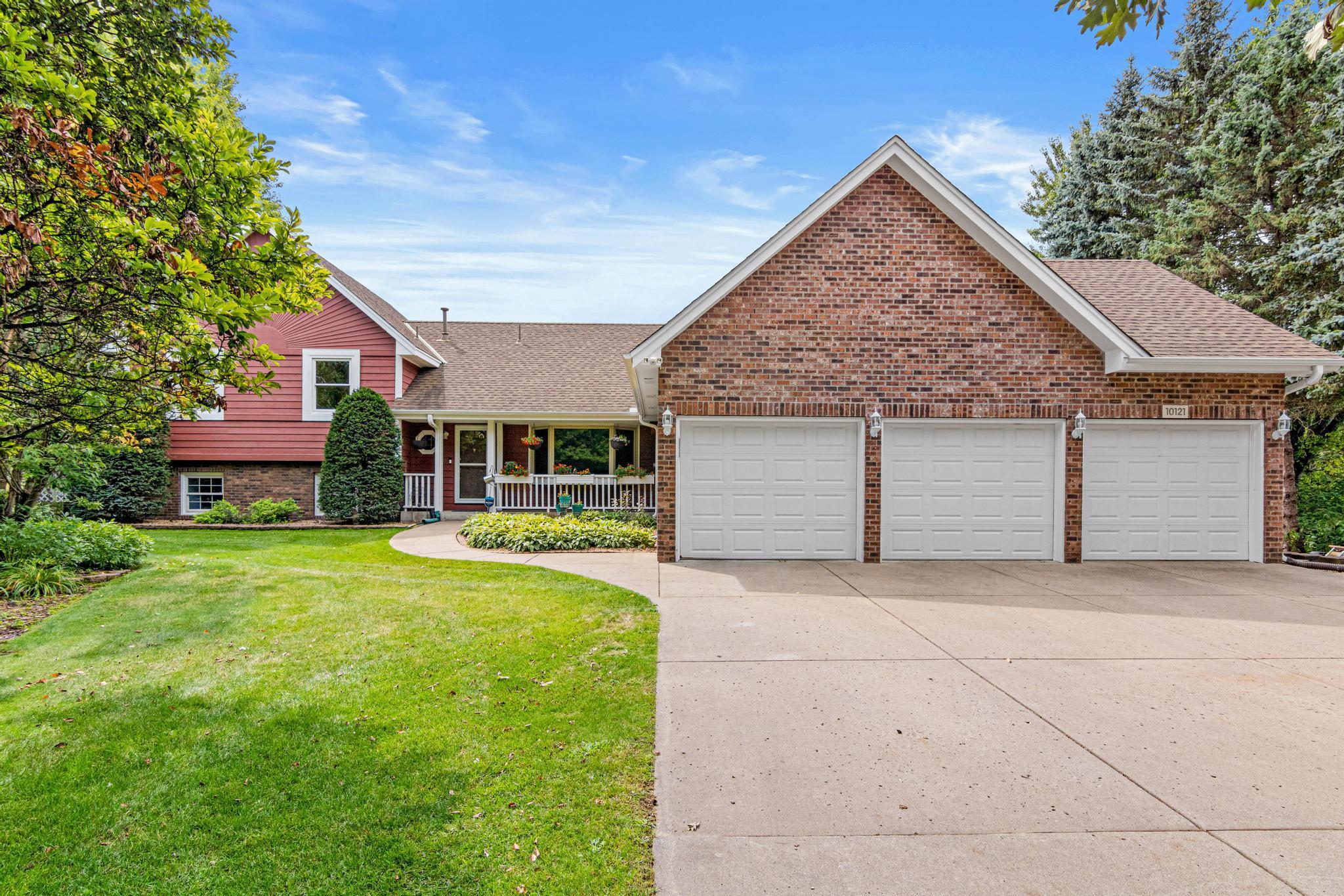 View of Residential at 10121 Kahler Avenue, Otsego MN 55362, Otsego (4 of 54) - Mike Wilen | Minnesota Team Real Estate