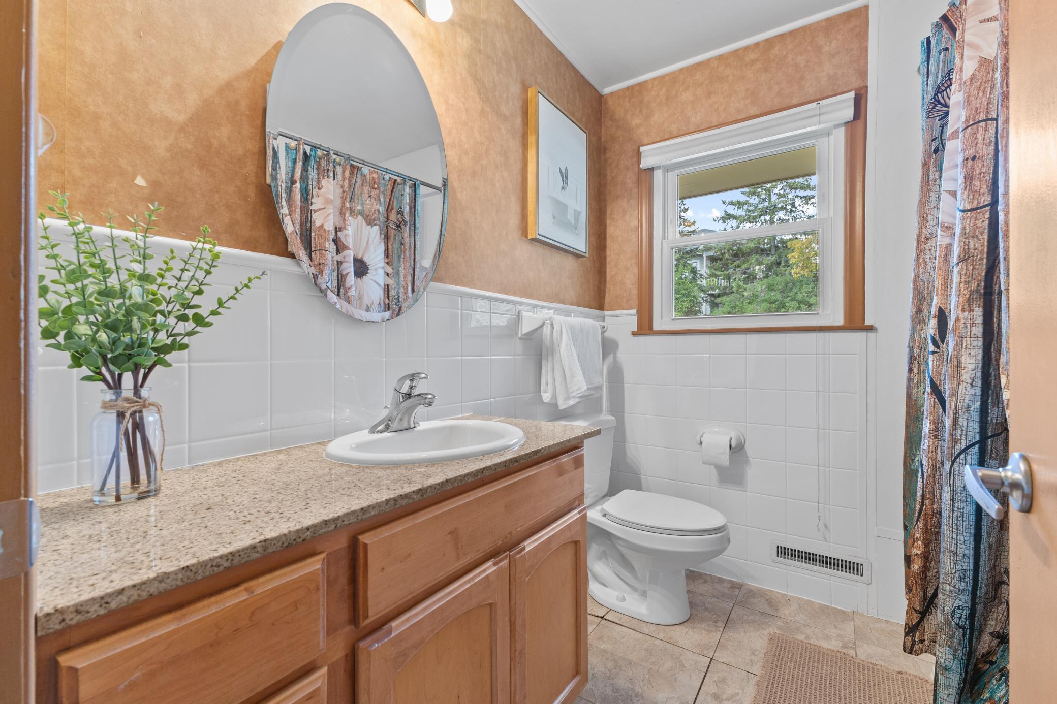View of Residential at 8106 Vincent Avenue, Bloomington MN 55431, Bloomington (11 of 26) - Mike Wilen | Minnesota Team Real Estate