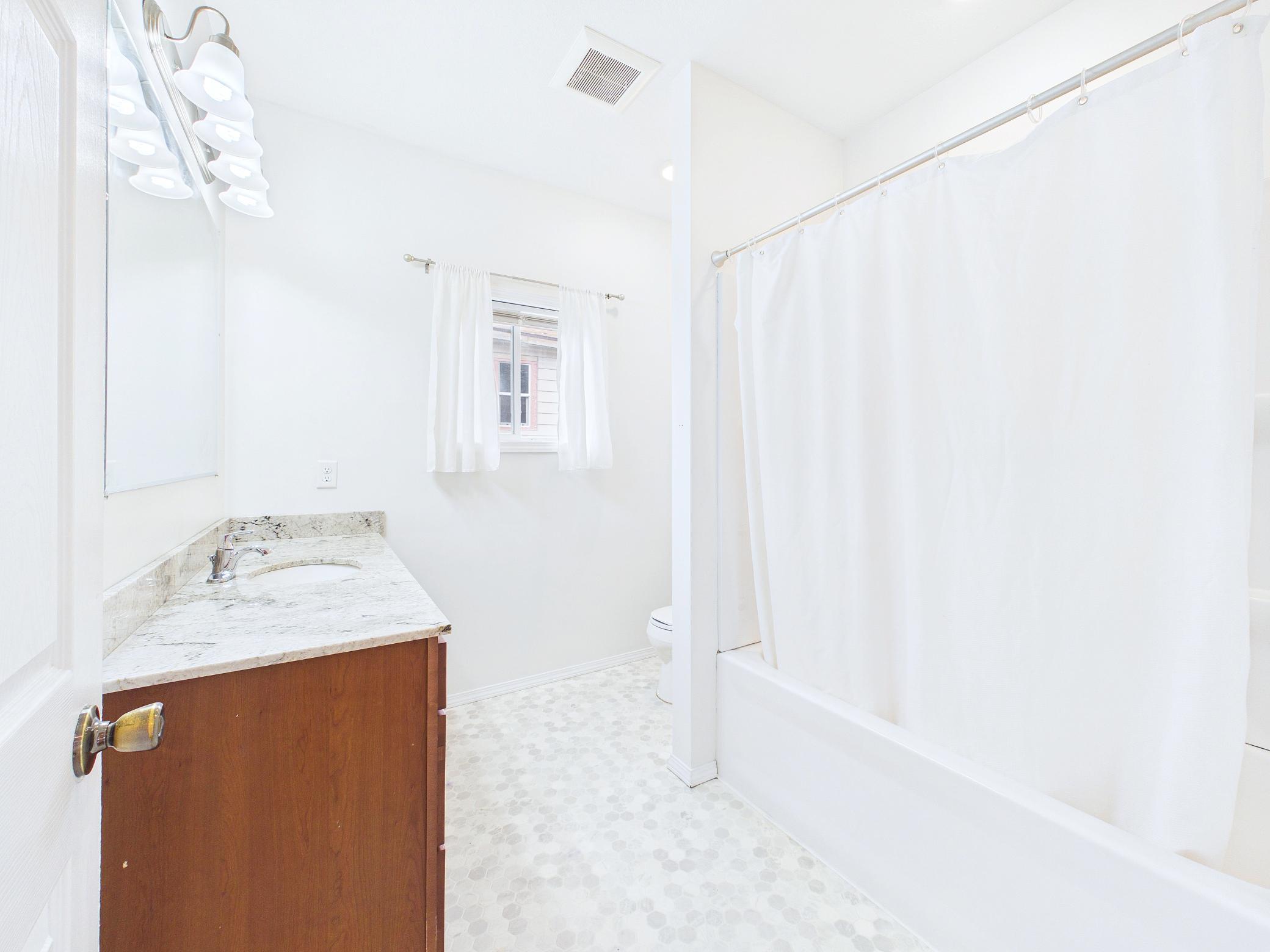 View of Residential at 983 Cook Avenue, Saint Paul MN 55106, Saint Paul (17 of 33) - Mike Wilen | Minnesota Team Real Estate