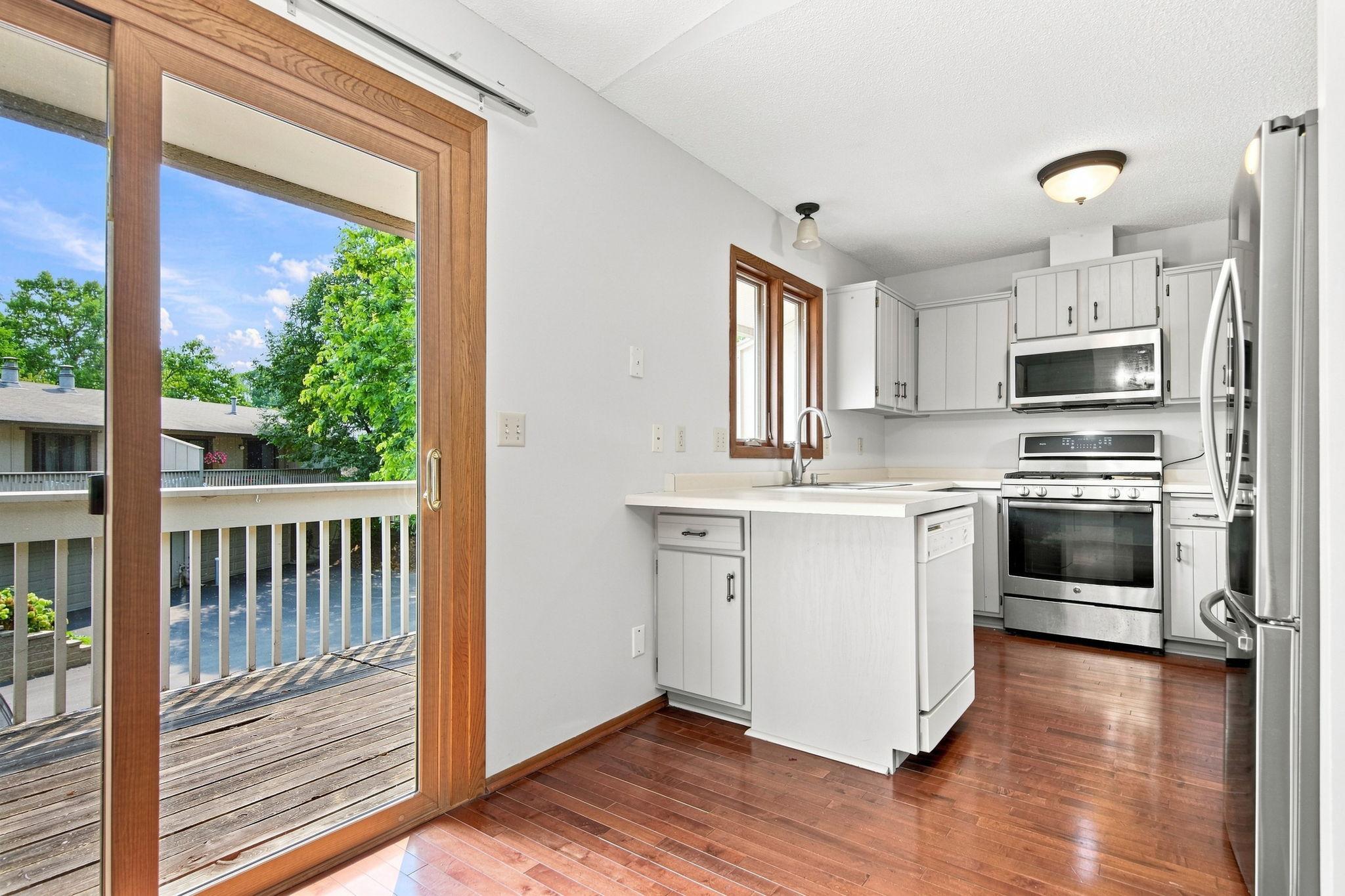 View of Residential at 7232 Woodstock Drive, Bloomington MN 55438, Bloomington (10 of 36) - Mike Wilen | Minnesota Team Real Estate