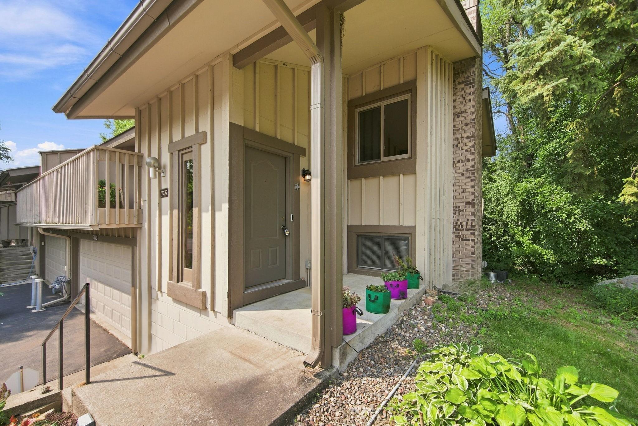 View of Residential at 7232 Woodstock Drive, Bloomington MN 55438, Bloomington (33 of 36) - Mike Wilen | Minnesota Team Real Estate