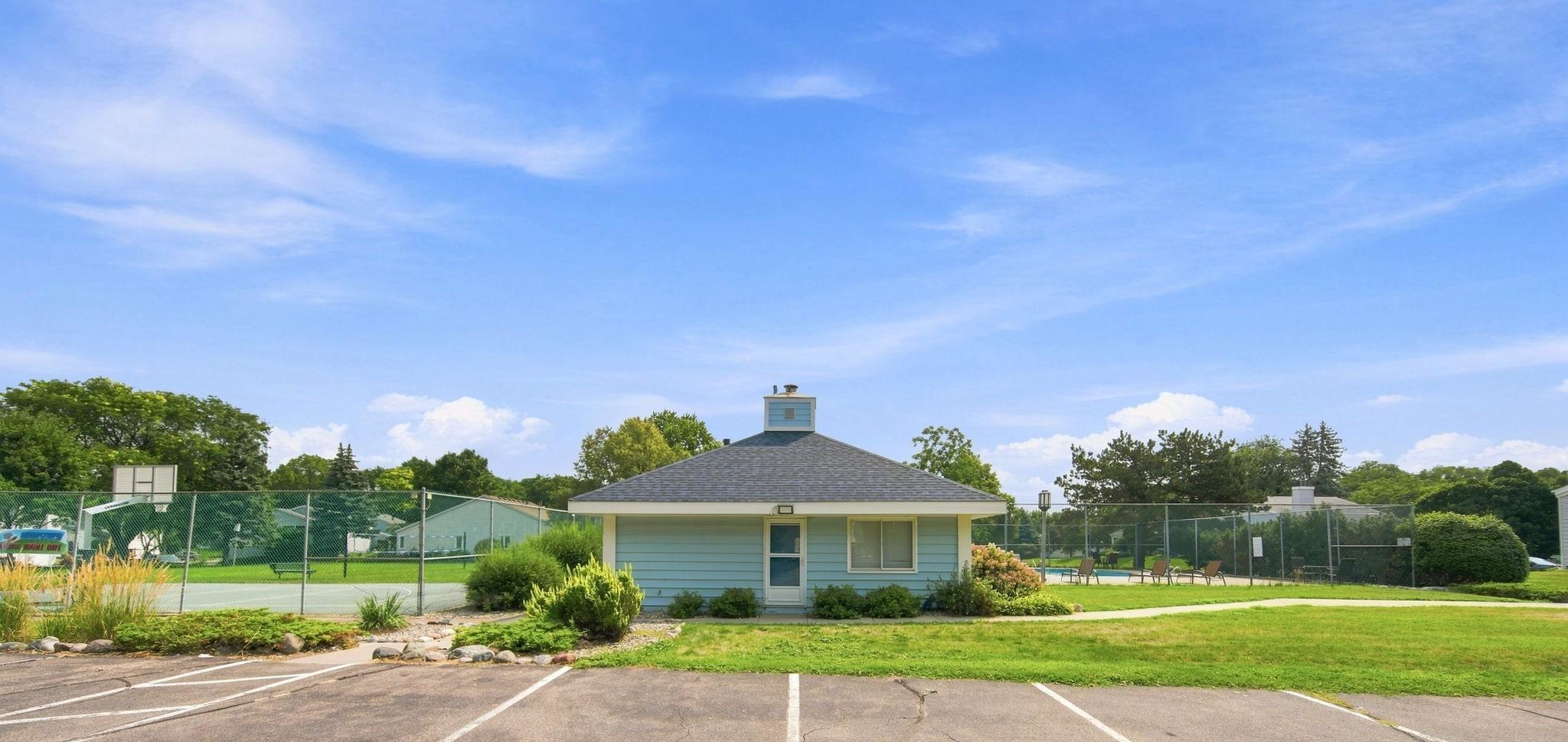 View of Residential at 7232 Woodstock Drive, Bloomington MN 55438, Bloomington (34 of 36) - Mike Wilen | Minnesota Team Real Estate