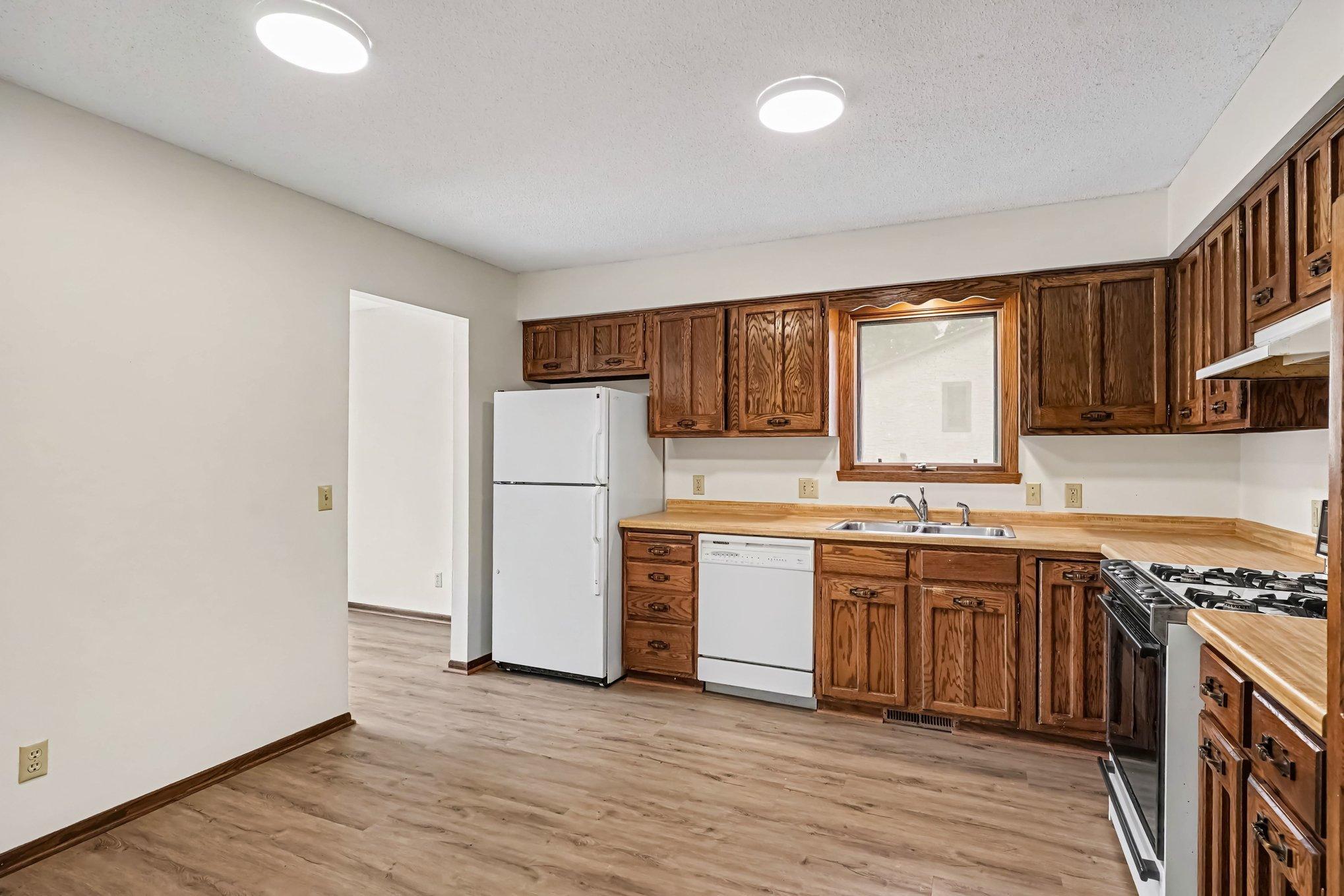 View of Residential at 3053 Pine Ridge Drive, Eagan MN 55121, Eagan (7 of 21) - Mike Wilen | Minnesota Team Real Estate