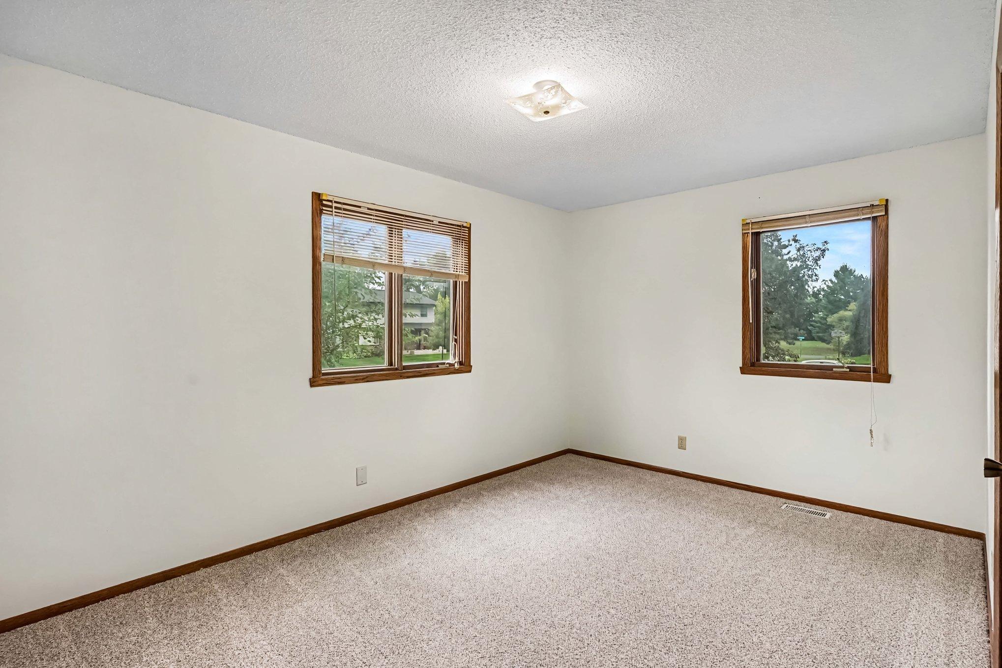 View of Residential at 3053 Pine Ridge Drive, Eagan MN 55121, Eagan (11 of 21) - Mike Wilen | Minnesota Team Real Estate