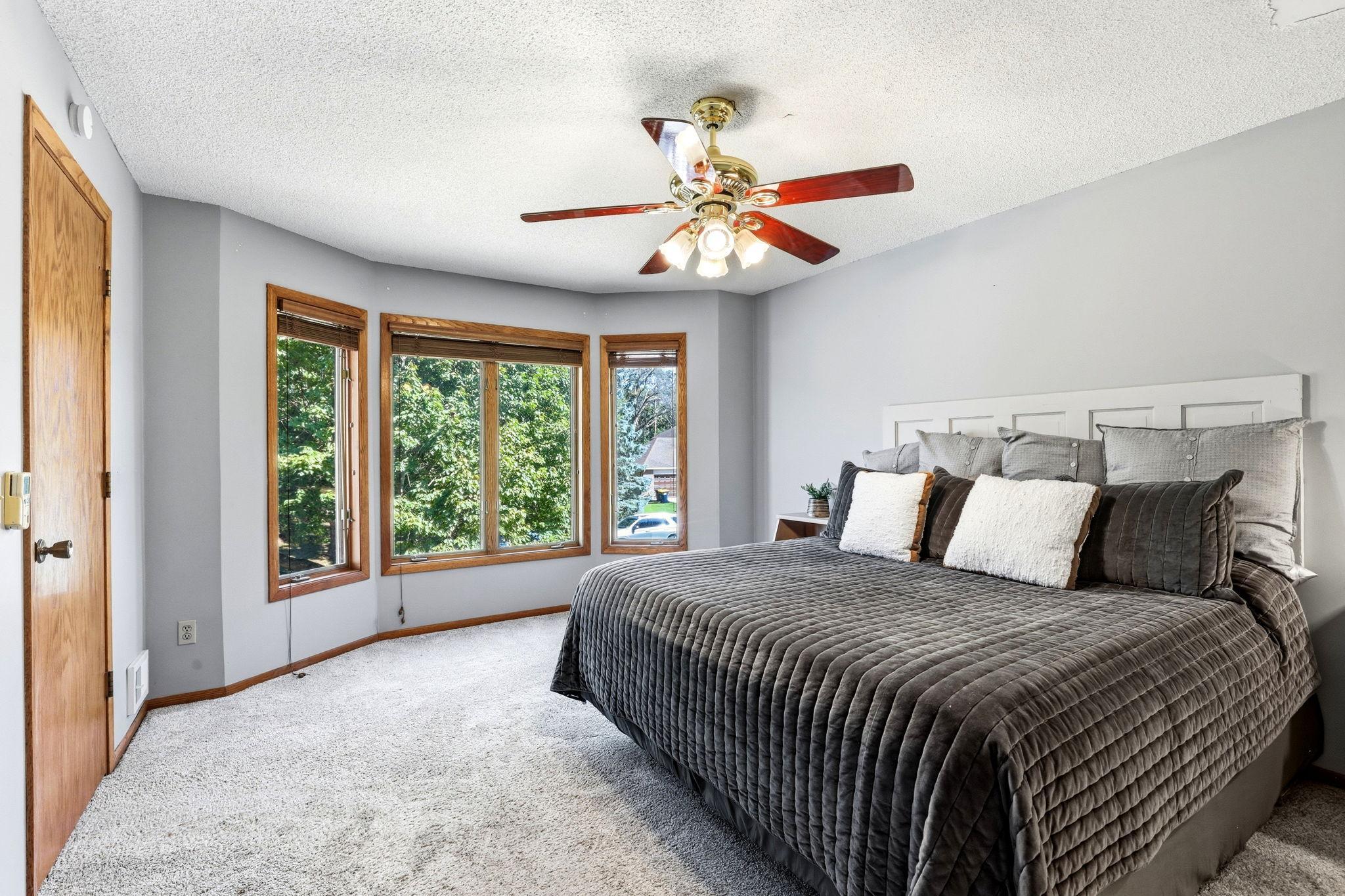 View of Residential at 4690 Parkridge Drive, Eagan MN 55123, Eagan (13 of 32) - Mike Wilen | Minnesota Team Real Estate