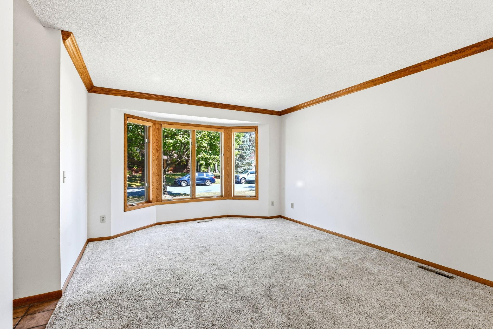 View of Residential at 4690 Parkridge Drive, Eagan MN 55123, Eagan (3 of 32) - Mike Wilen | Minnesota Team Real Estate