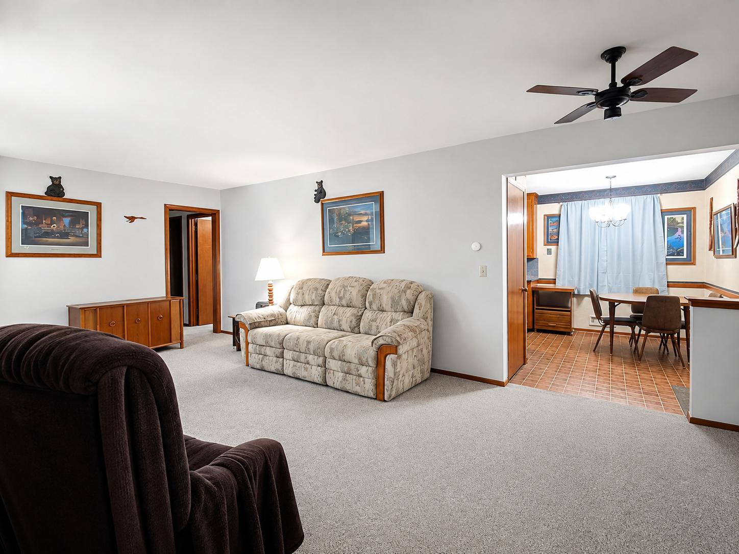 View of Residential at 11333 Xavis Street, Coon Rapids MN 55433, Coon Rapids (8 of 23) - Mike Wilen | Minnesota Team Real Estate
