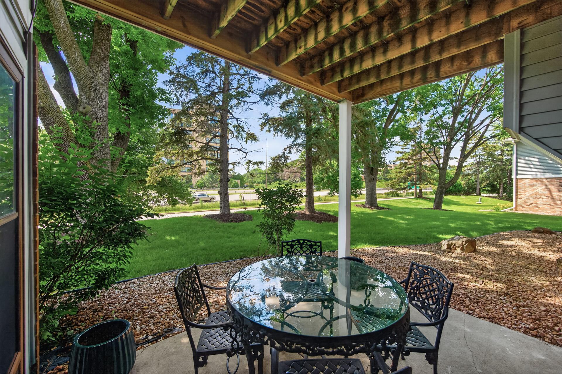 View of Residential at 6976 Langford Court, Edina MN 55436, Edina (25 of 29) - Mike Wilen | Minnesota Team Real Estate