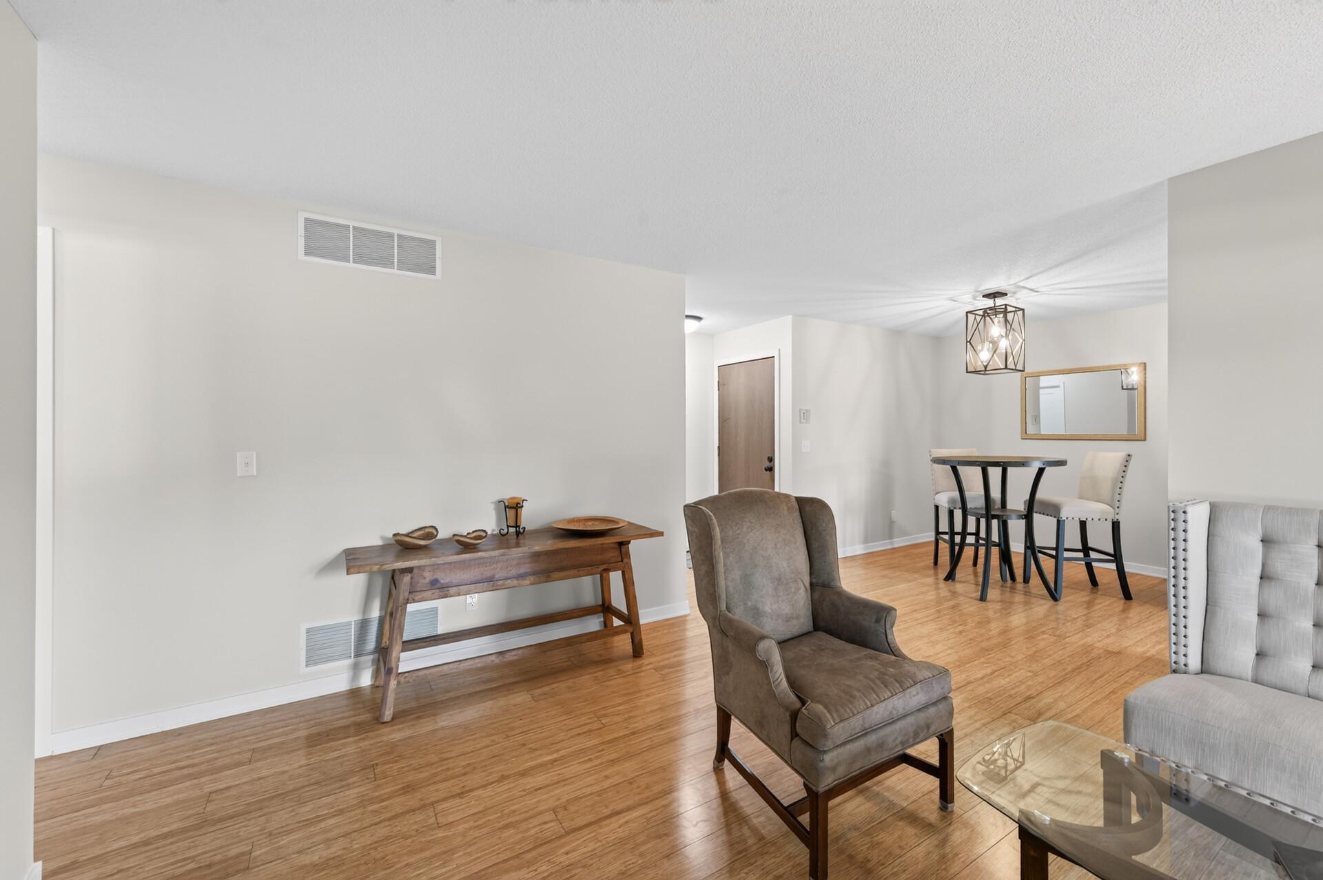 View of Residential at 6976 Langford Court, Edina MN 55436, Edina (13 of 29) - Mike Wilen | Minnesota Team Real Estate