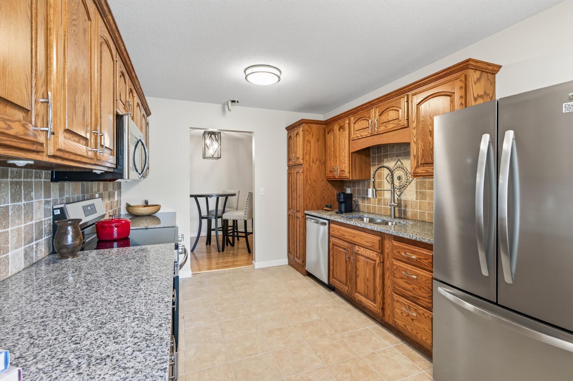 View of Residential at 6976 Langford Court, Edina MN 55436, Edina (8 of 29) - Mike Wilen | Minnesota Team Real Estate