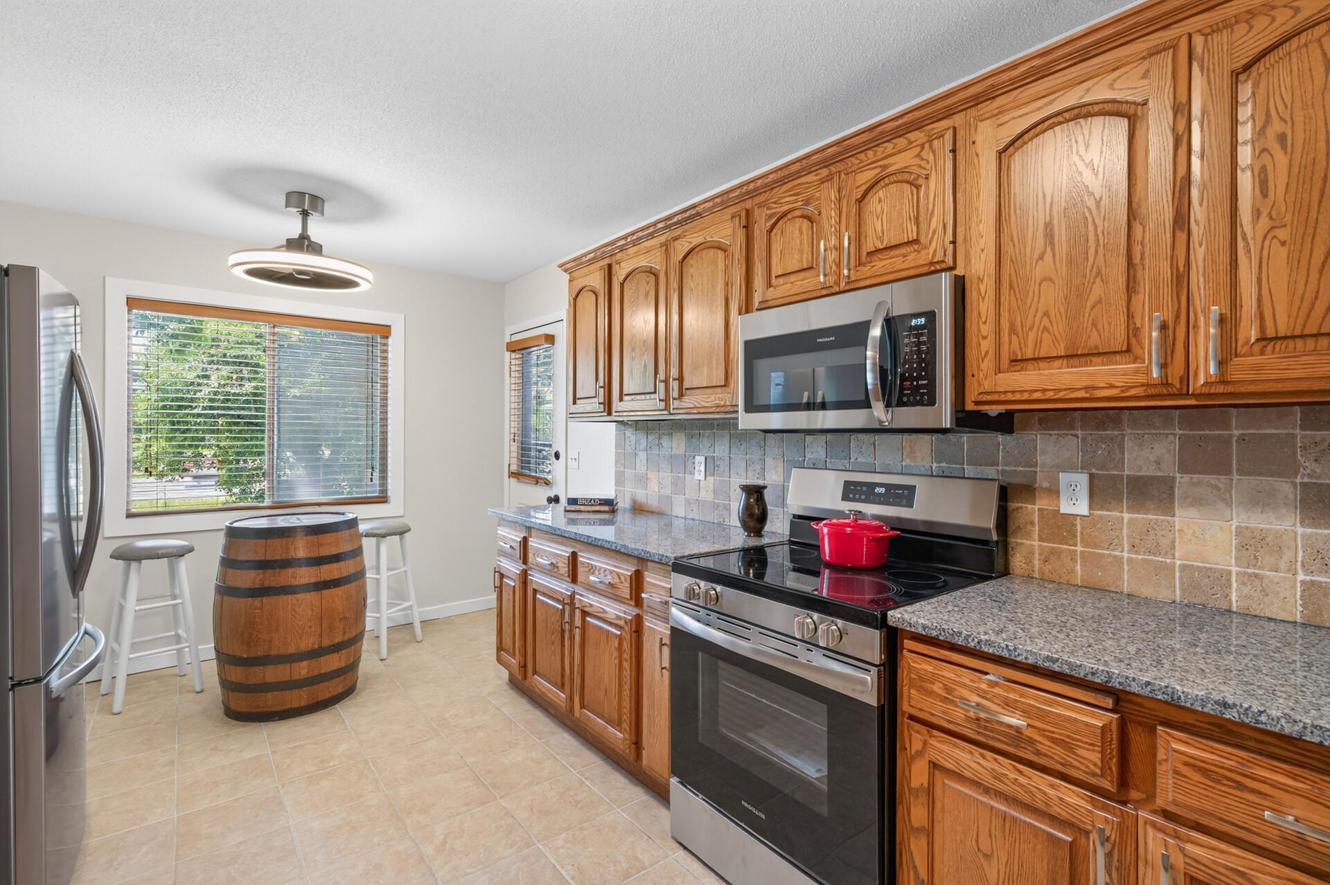 View of Residential at 6976 Langford Court, Edina MN 55436, Edina (7 of 29) - Mike Wilen | Minnesota Team Real Estate
