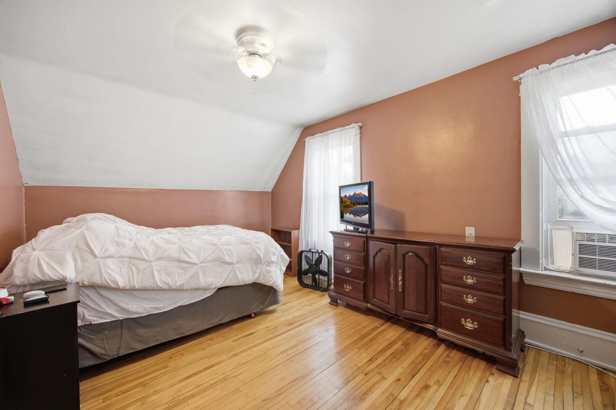View of Residential at 1825 Minnehaha Avenue, Saint Paul MN 55104, Saint Paul (16 of 31) - Mike Wilen | Minnesota Team Real Estate