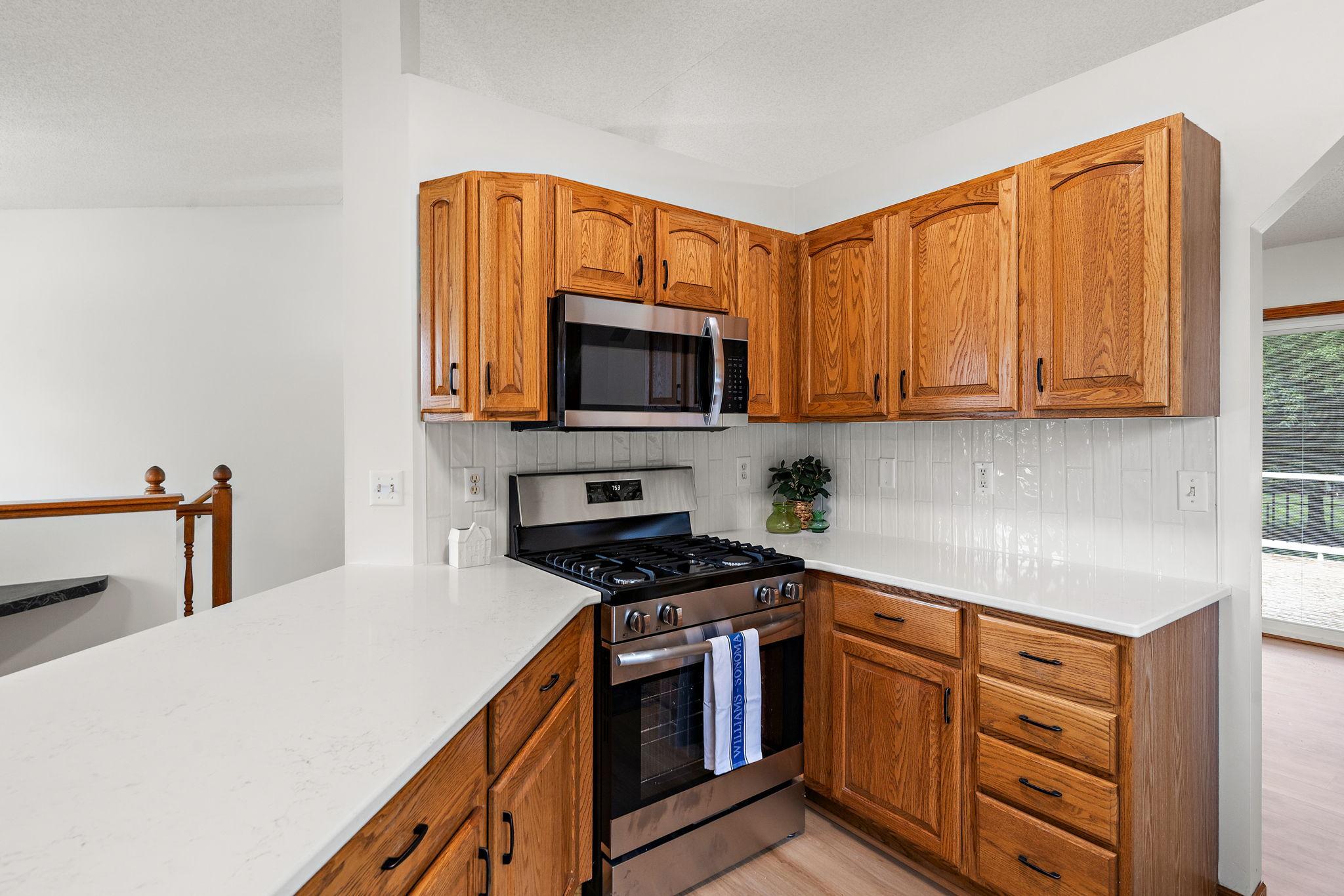 View of Residential at 6284 Corwin Court, Inver Grove Heights MN 55076, Inver Grove Heights (11 of 30) - Mike Wilen | Minnesota Team Real Estate