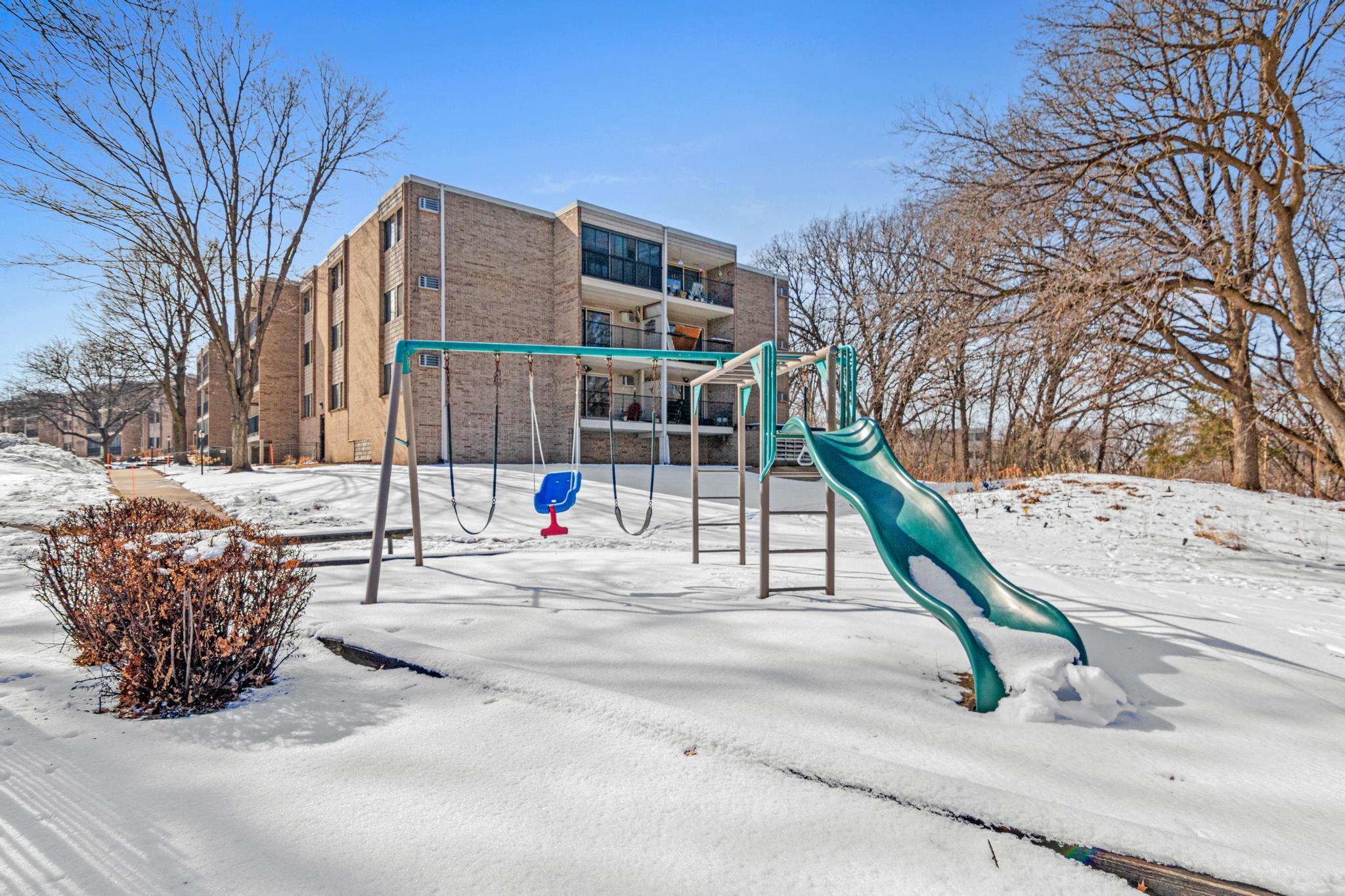 View of Residential at 1871 Silver Bell Road #309, Eagan MN 55122, Eagan (23 of 40) - Mike Wilen | Minnesota Team Real Estate