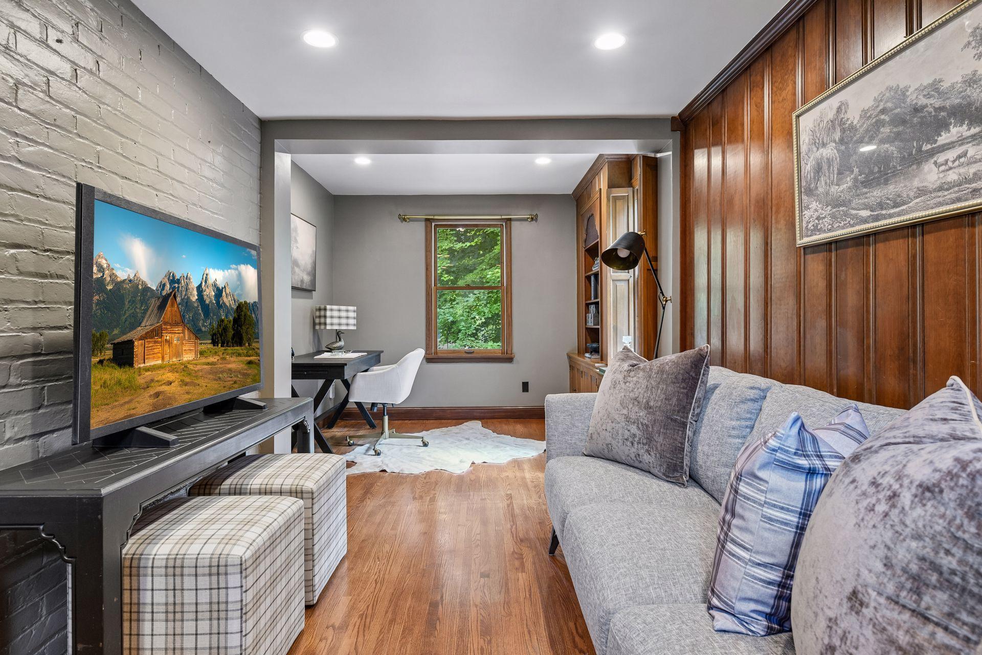 View of Residential at 225 Interlachen Road, Hopkins MN 55343, Hopkins (31 of 87) - Mike Wilen | Minnesota Team Real Estate