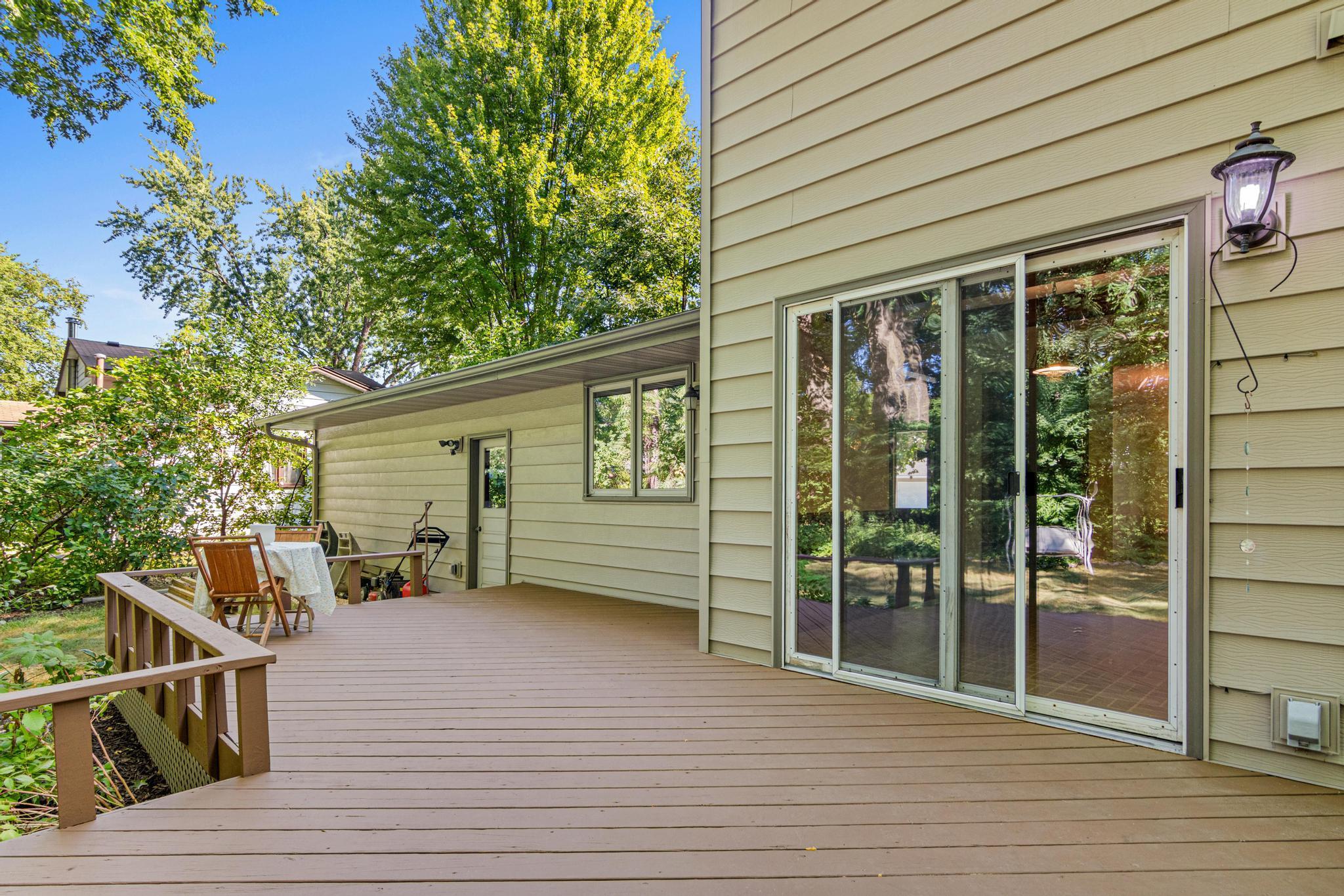 View of Residential at 4035 Quaker Lane, Plymouth MN 55441, Plymouth (5 of 43) - Mike Wilen | Minnesota Team Real Estate