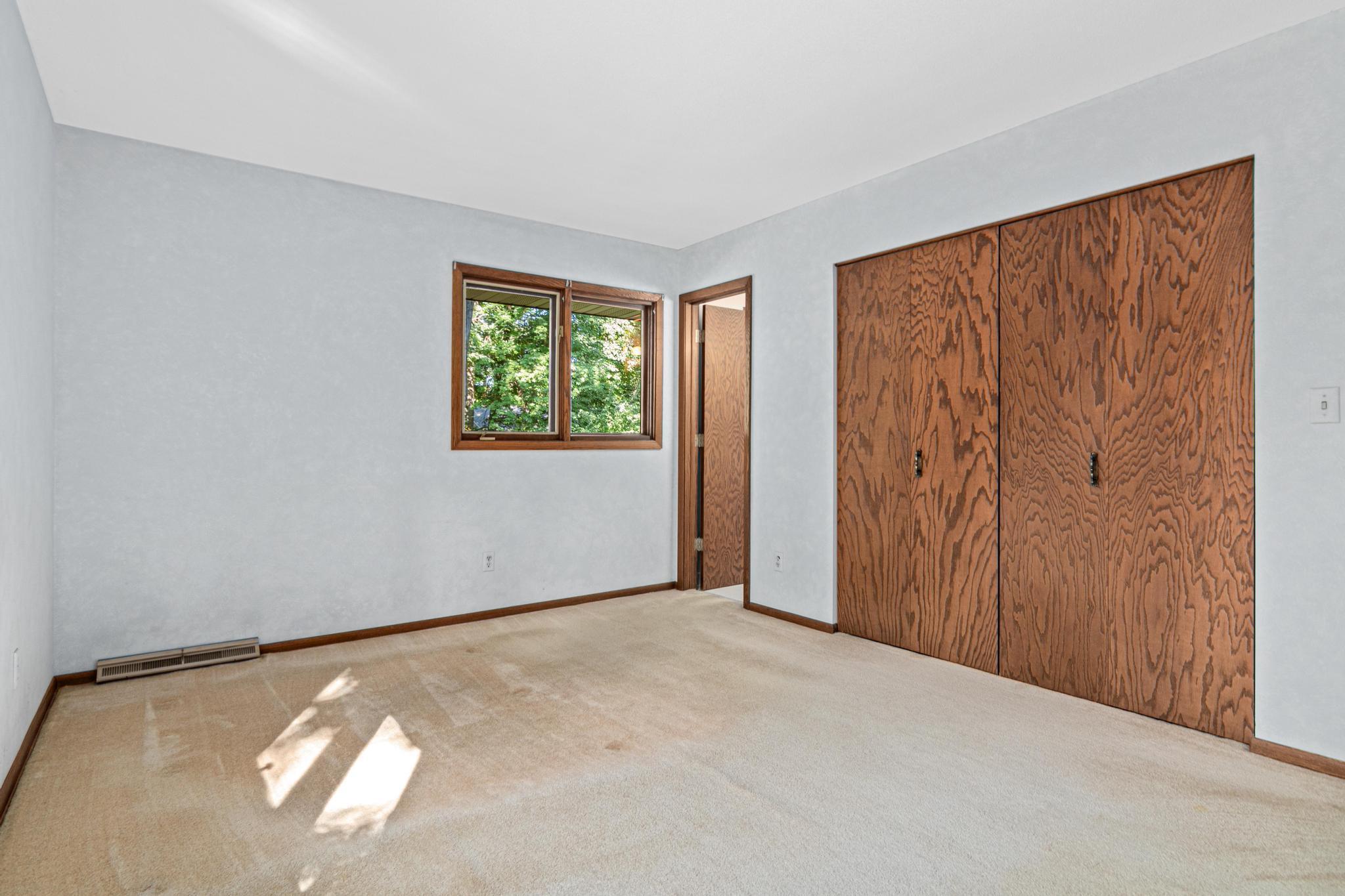 View of Residential at 4035 Quaker Lane, Plymouth MN 55441, Plymouth (38 of 43) - Mike Wilen | Minnesota Team Real Estate