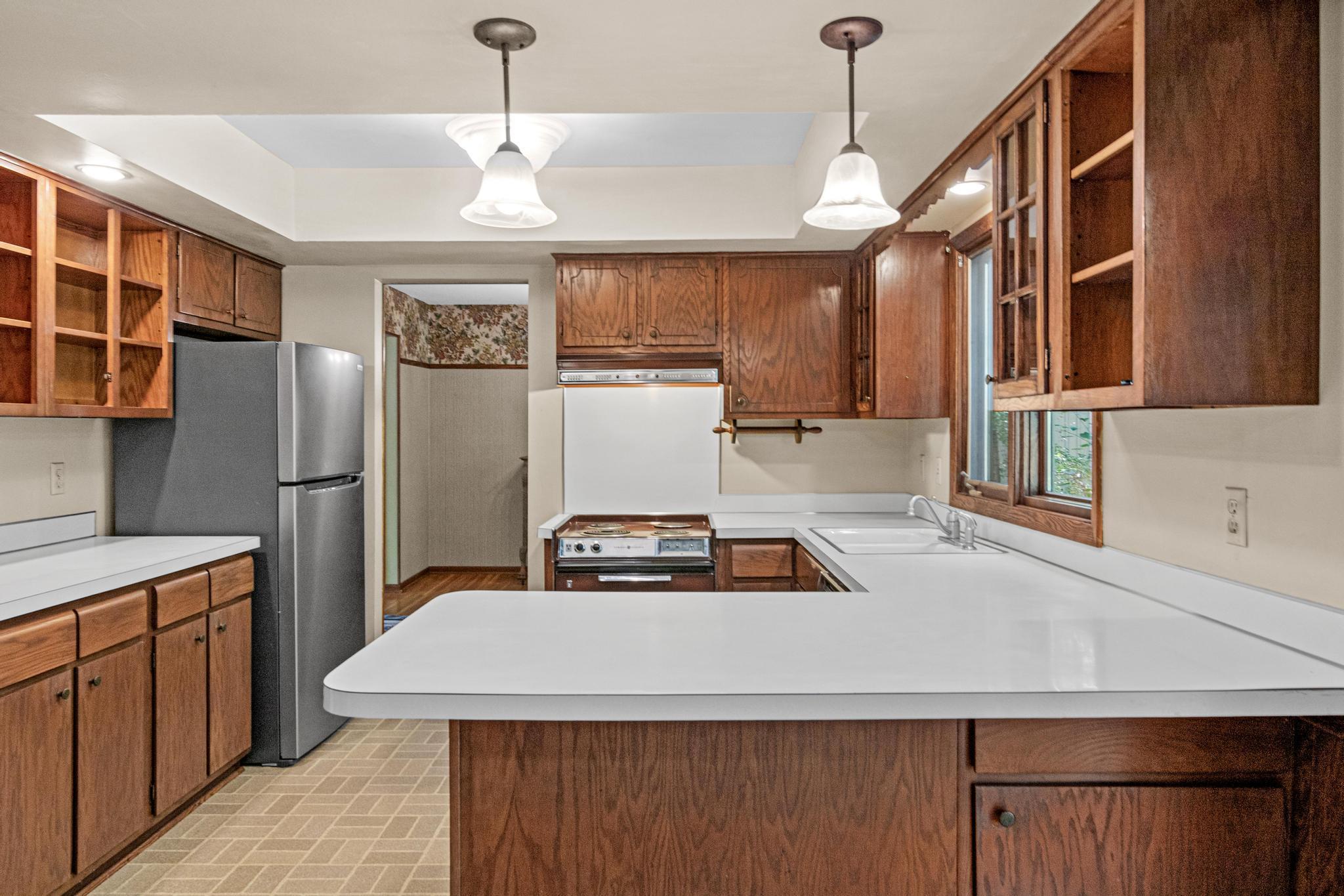 View of Residential at 4035 Quaker Lane, Plymouth MN 55441, Plymouth (21 of 43) - Mike Wilen | Minnesota Team Real Estate