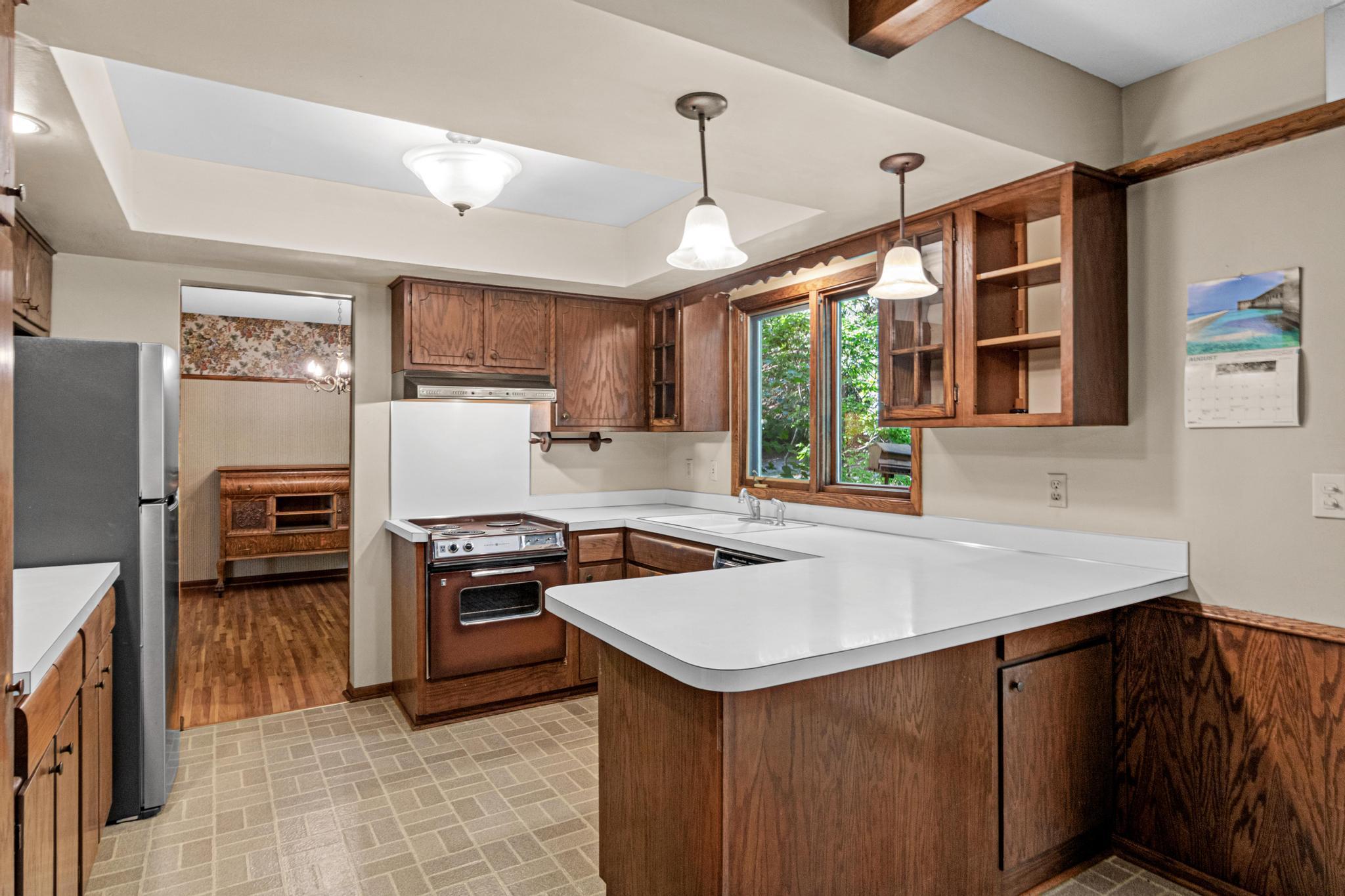 View of Residential at 4035 Quaker Lane, Plymouth MN 55441, Plymouth (20 of 43) - Mike Wilen | Minnesota Team Real Estate