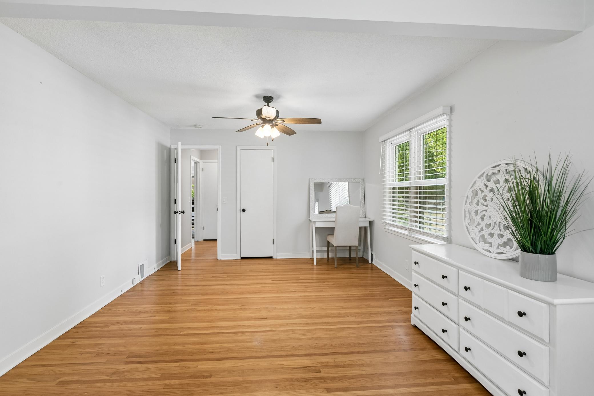 View of Residential at 2953 Ewing Avenue, Robbinsdale MN 55422, Robbinsdale (17 of 35) - Mike Wilen | Minnesota Team Real Estate