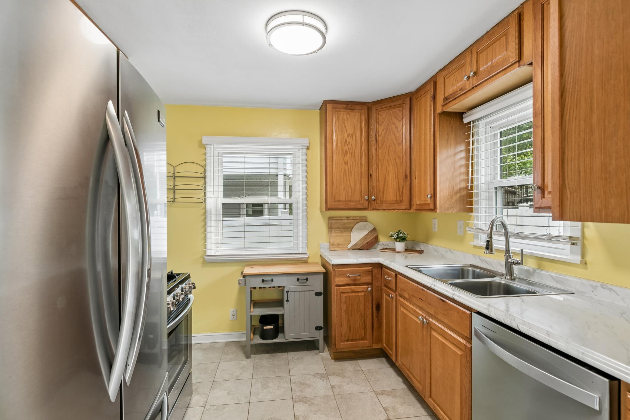 View of Residential at 2953 Ewing Avenue, Robbinsdale MN 55422, Robbinsdale (11 of 35) - Mike Wilen | Minnesota Team Real Estate