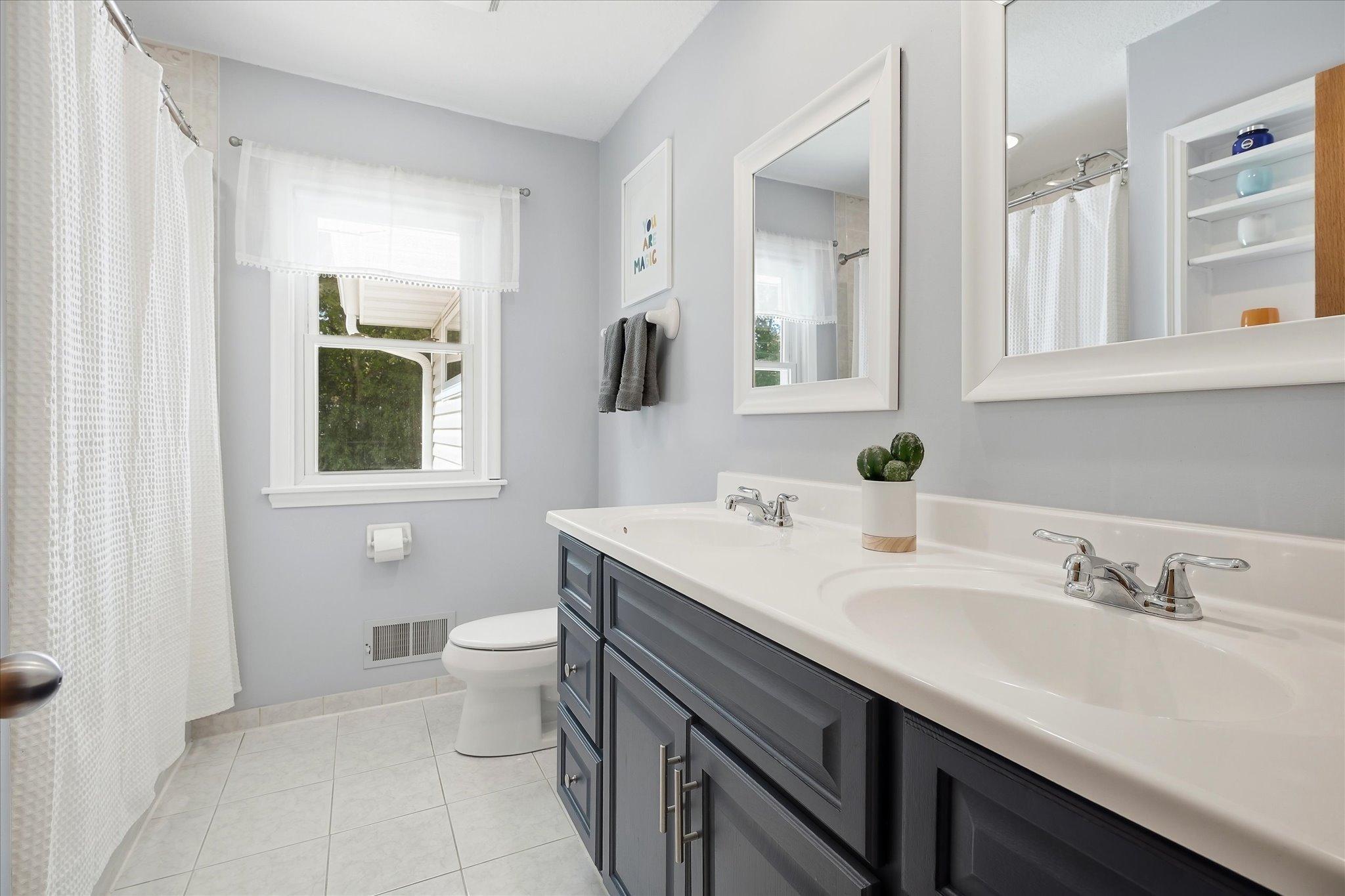 View of Residential at 2209 Midlothian Road, Roseville MN 55113, Roseville (17 of 50) - Mike Wilen | Minnesota Team Real Estate