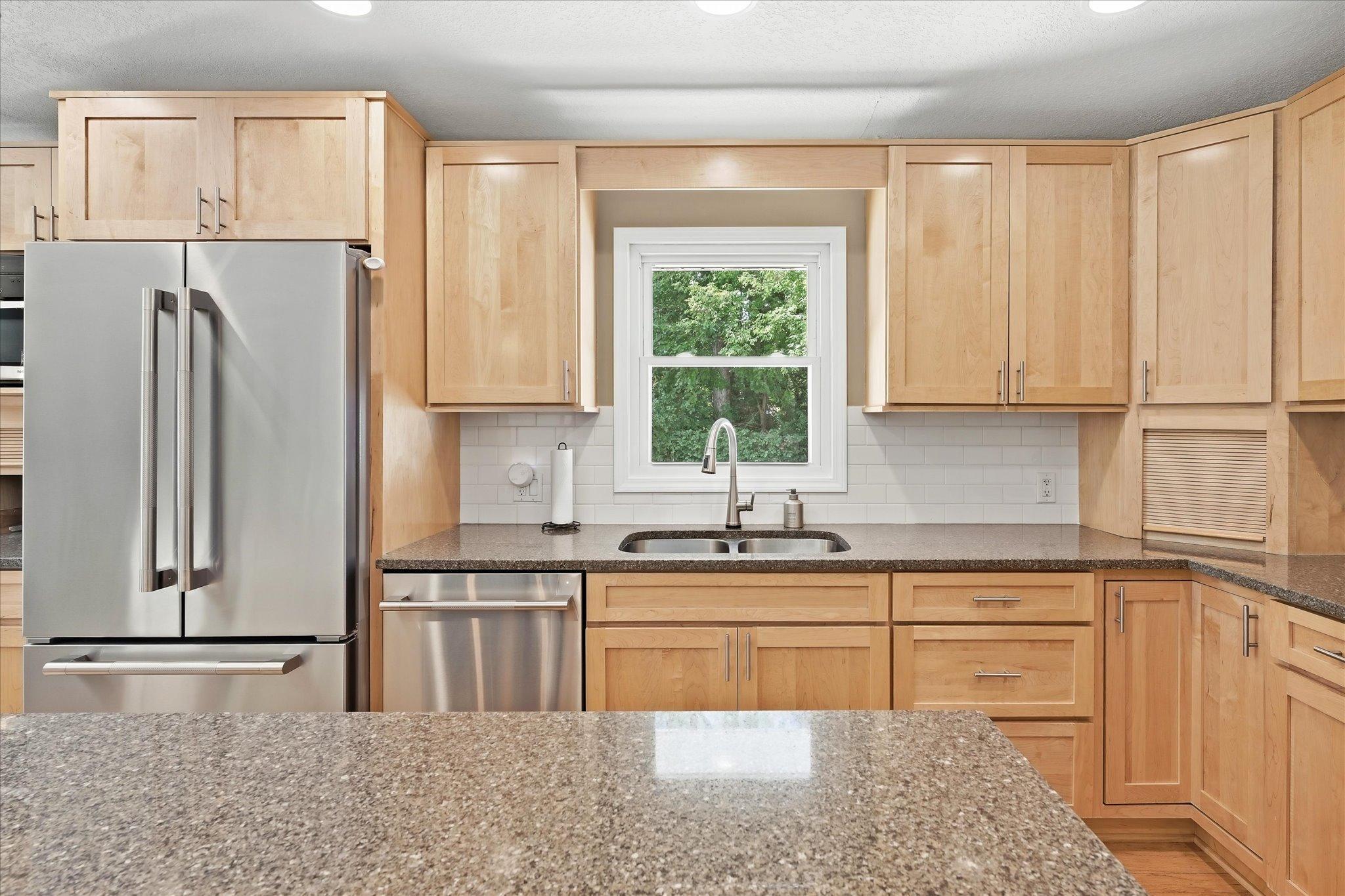 View of Residential at 2209 Midlothian Road, Roseville MN 55113, Roseville (10 of 50) - Mike Wilen | Minnesota Team Real Estate