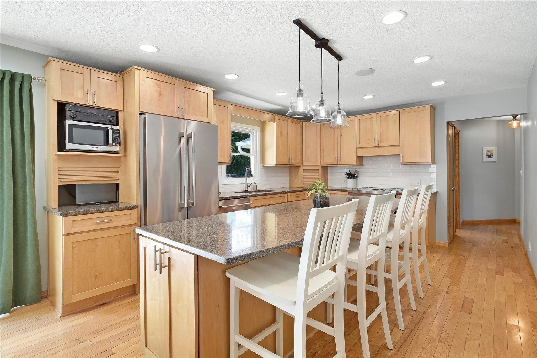 View of Residential at 2209 Midlothian Road, Roseville MN 55113, Roseville (9 of 50) - Mike Wilen | Minnesota Team Real Estate