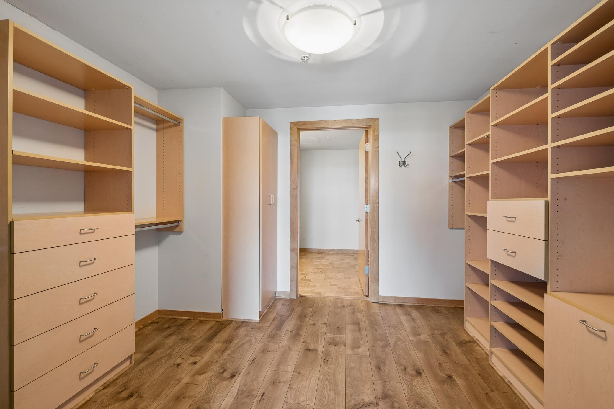 View of Residential at 212 1st Street #610, Minneapolis MN 55401, Minneapolis (26 of 58) - Mike Wilen | Minnesota Team Real Estate
