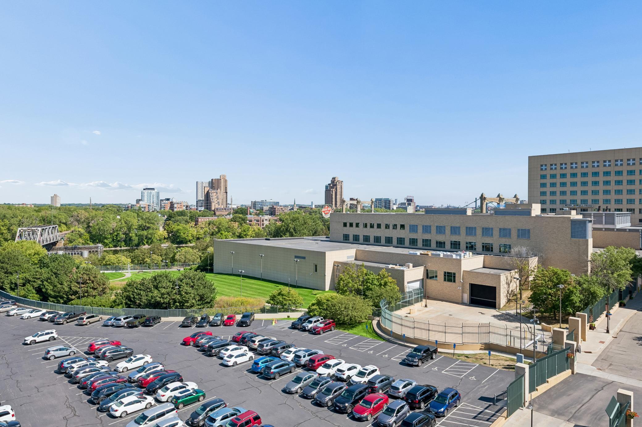 View of Residential at 212 1st Street #610, Minneapolis MN 55401, Minneapolis (39 of 58) - Mike Wilen | Minnesota Team Real Estate