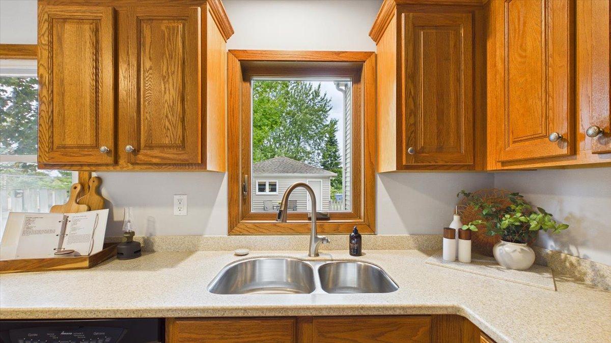 View of Residential at 3318 Ulysses Street, Minneapolis MN 55418, Minneapolis (11 of 65) - Mike Wilen | Minnesota Team Real Estate