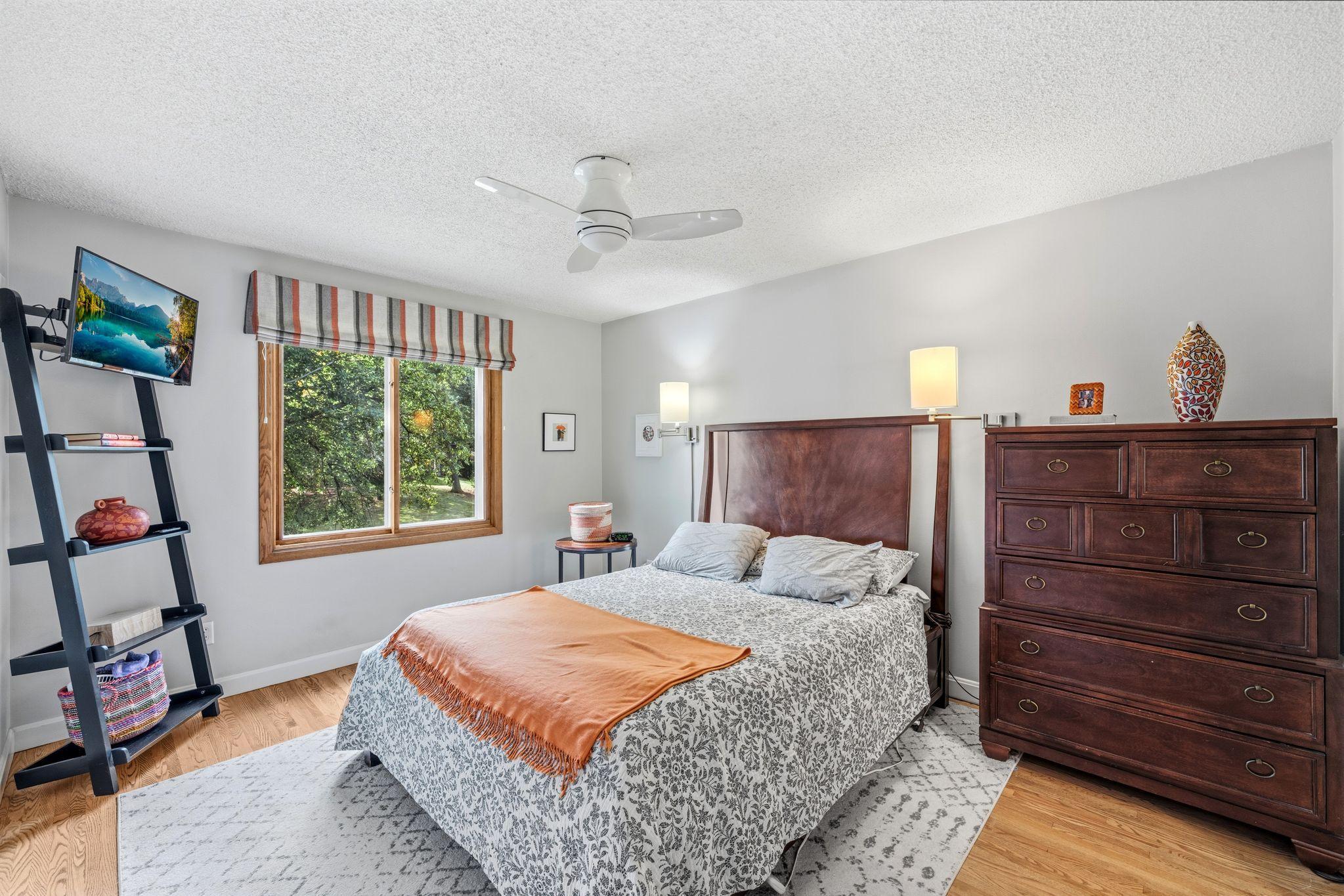 View of Residential at 900 Lacota Lane, Burnsville MN 55337, Burnsville (11 of 30) - Mike Wilen | Minnesota Team Real Estate