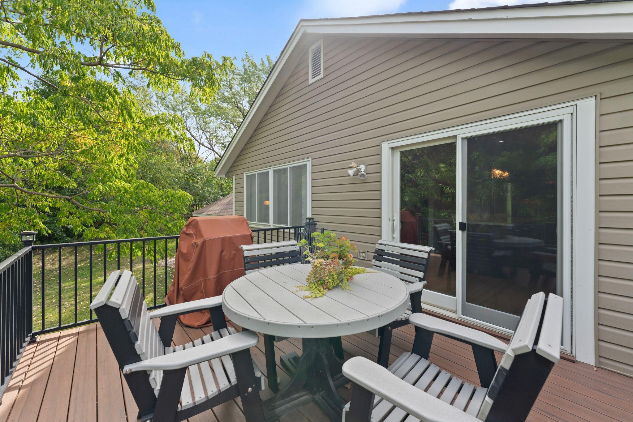 View of Residential at 900 Lacota Lane, Burnsville MN 55337, Burnsville (9 of 30) - Mike Wilen | Minnesota Team Real Estate