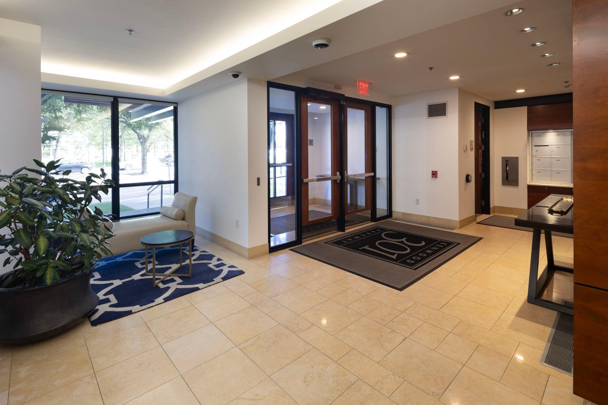 View of Residential at 301 Kenwood Parkway #801, Minneapolis MN 55403, Minneapolis (40 of 45) - Mike Wilen | Minnesota Team Real Estate