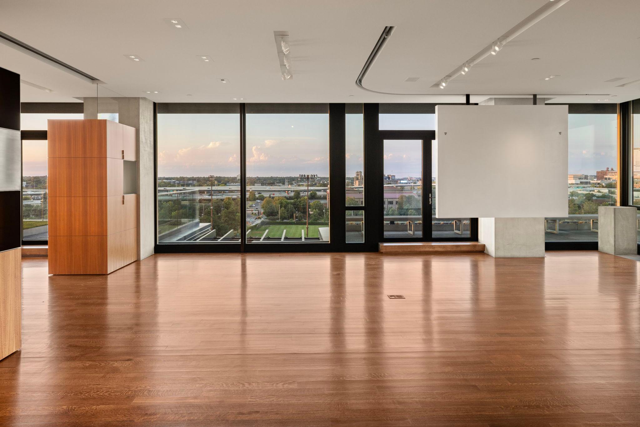 View of Residential at 301 Kenwood Parkway #801, Minneapolis MN 55403, Minneapolis (9 of 45) - Mike Wilen | Minnesota Team Real Estate