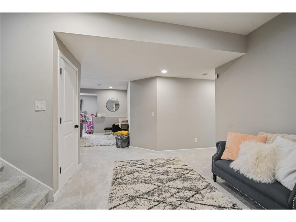 View of Residential at 18468 70th Avenue, Maple Grove MN 55311, Maple Grove (30 of 39) - Mike Wilen | Minnesota Team Real Estate
