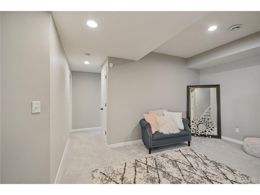 View of Residential at 18468 70th Avenue, Maple Grove MN 55311, Maple Grove (28 of 39) - Mike Wilen | Minnesota Team Real Estate