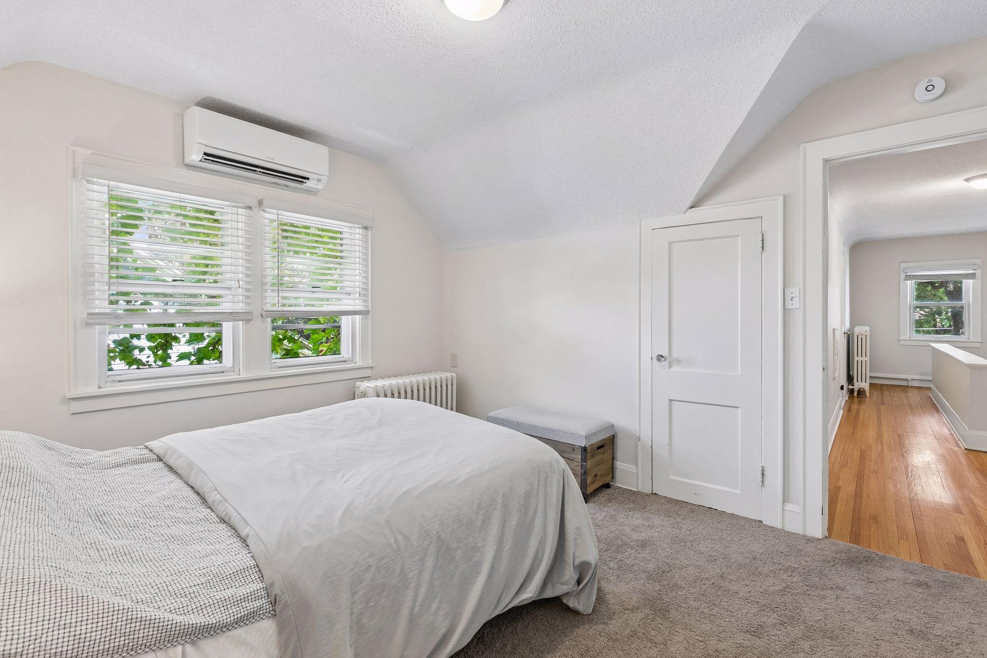 View of Residential at 3925 France Avenue, Minneapolis MN 55416, Minneapolis (27 of 40) - Mike Wilen | Minnesota Team Real Estate