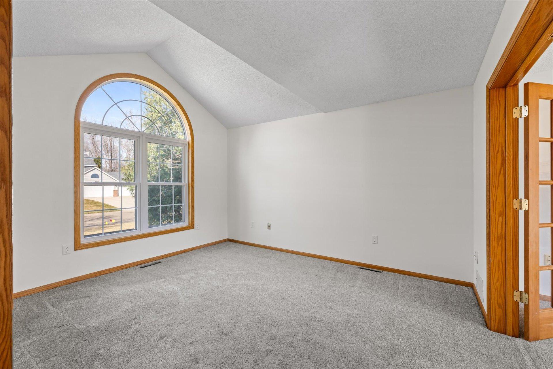View of Residential at 952 Moonlight Drive, Woodbury MN 55125, Woodbury (3 of 40) - Mike Wilen | Minnesota Team Real Estate