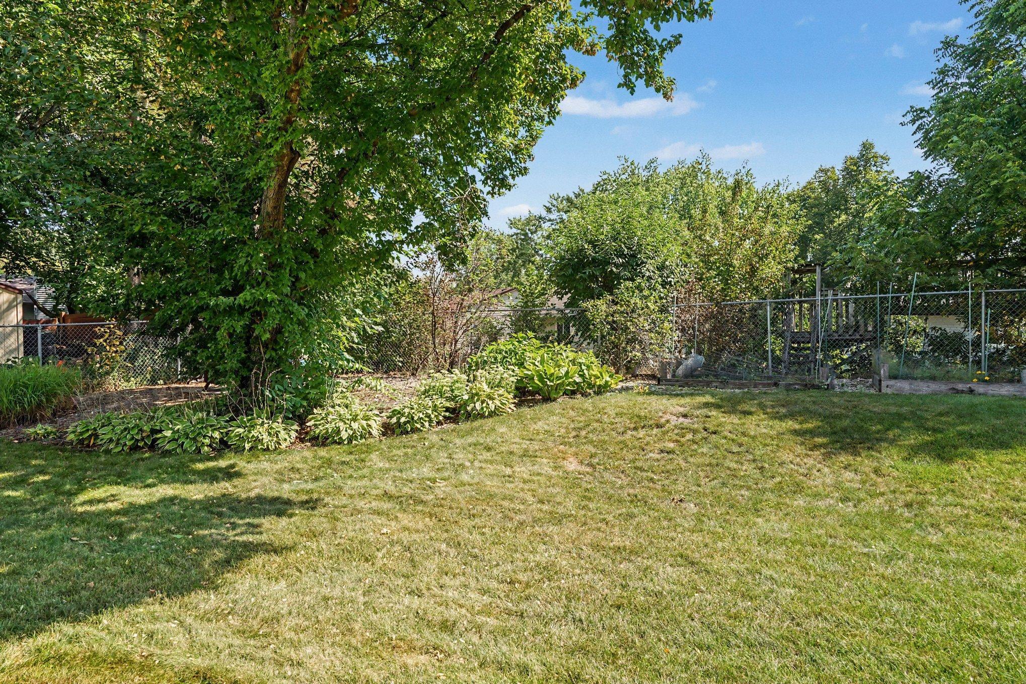 View of Residential at 5624 Pascal Street, Shoreview MN 55126, Shoreview (29 of 32) - Mike Wilen | Minnesota Team Real Estate