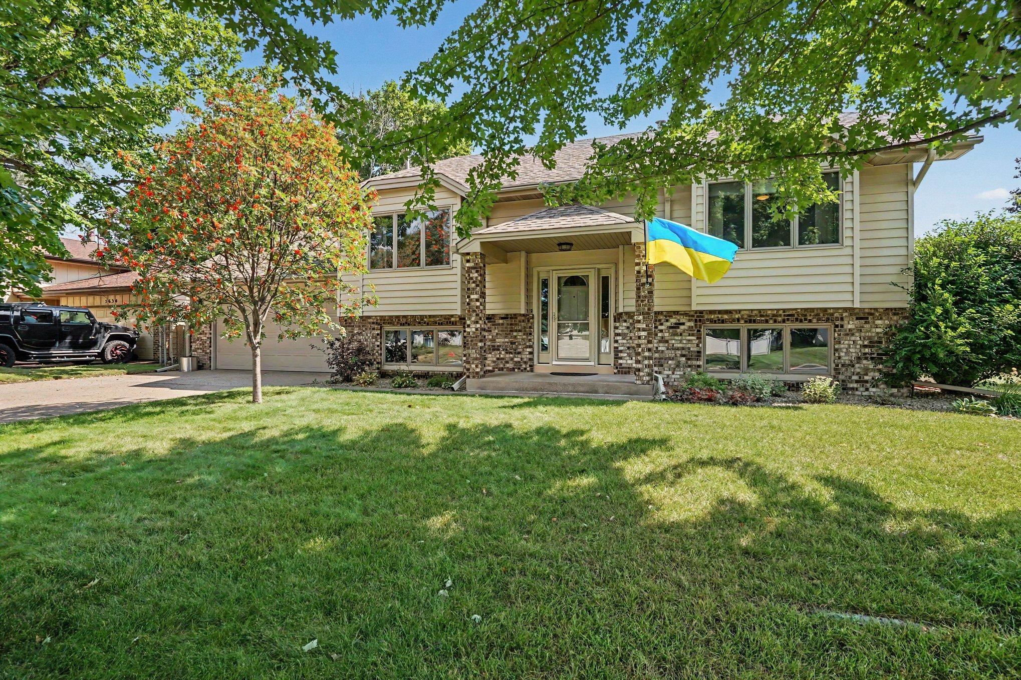 View of Residential at 5624 Pascal Street, Shoreview MN 55126, Shoreview (2 of 32) - Mike Wilen | Minnesota Team Real Estate