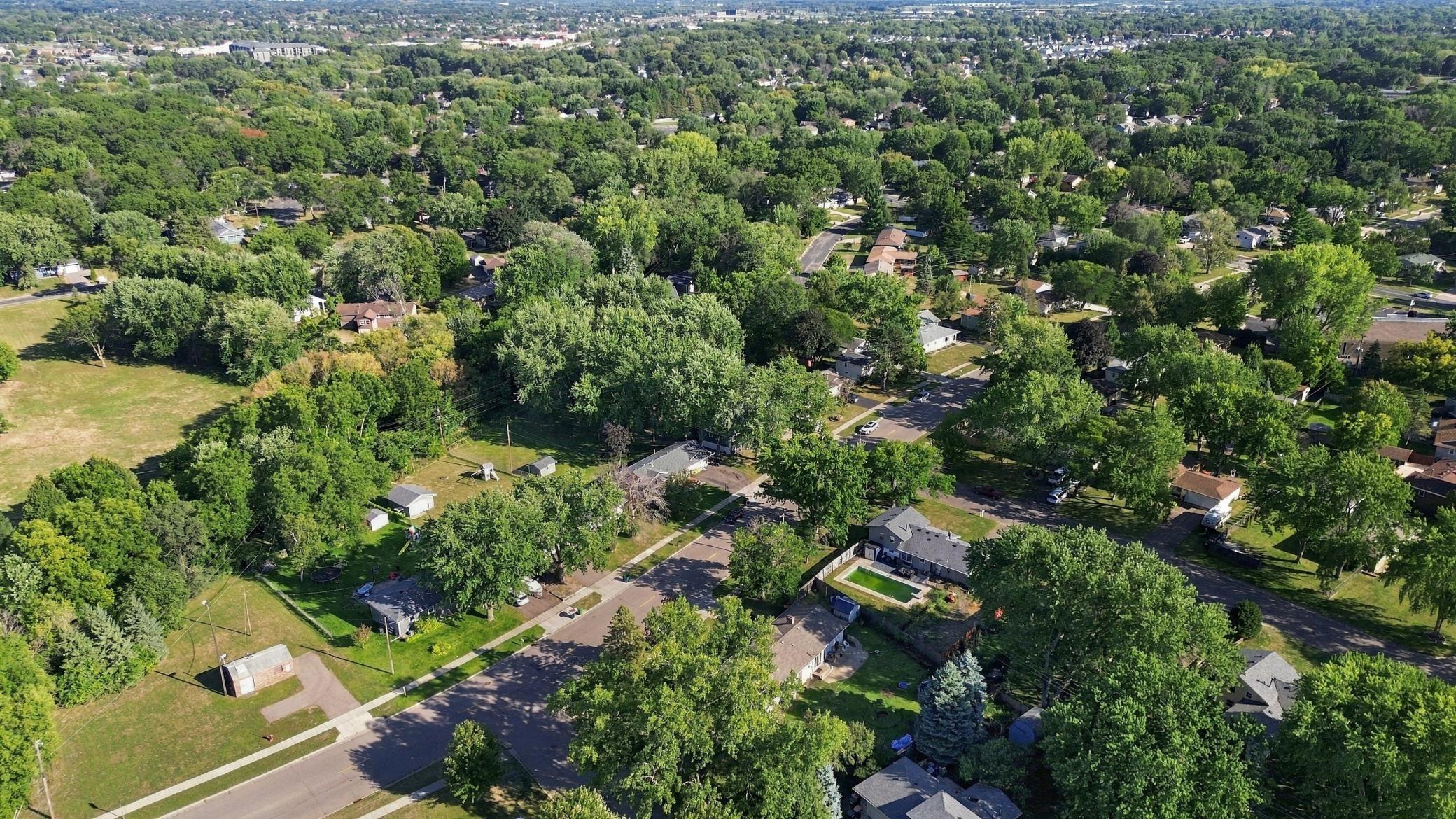 View of Residential at 11757 Jefferson Street, Blaine MN 55434, Blaine (48 of 52) - Mike Wilen | Minnesota Team Real Estate
