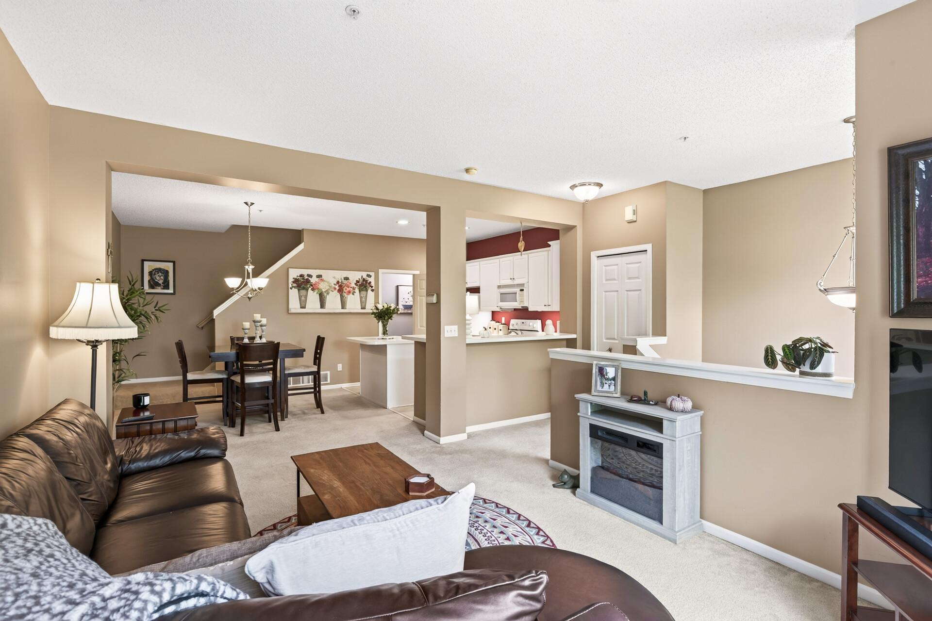 View of Residential at 13956 52nd Avenue, Plymouth MN 55446, Plymouth (9 of 26) - Mike Wilen | Minnesota Team Real Estate