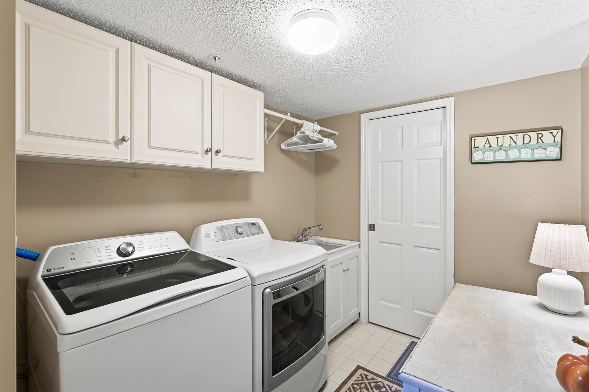 View of Residential at 13956 52nd Avenue, Plymouth MN 55446, Plymouth (24 of 26) - Mike Wilen | Minnesota Team Real Estate